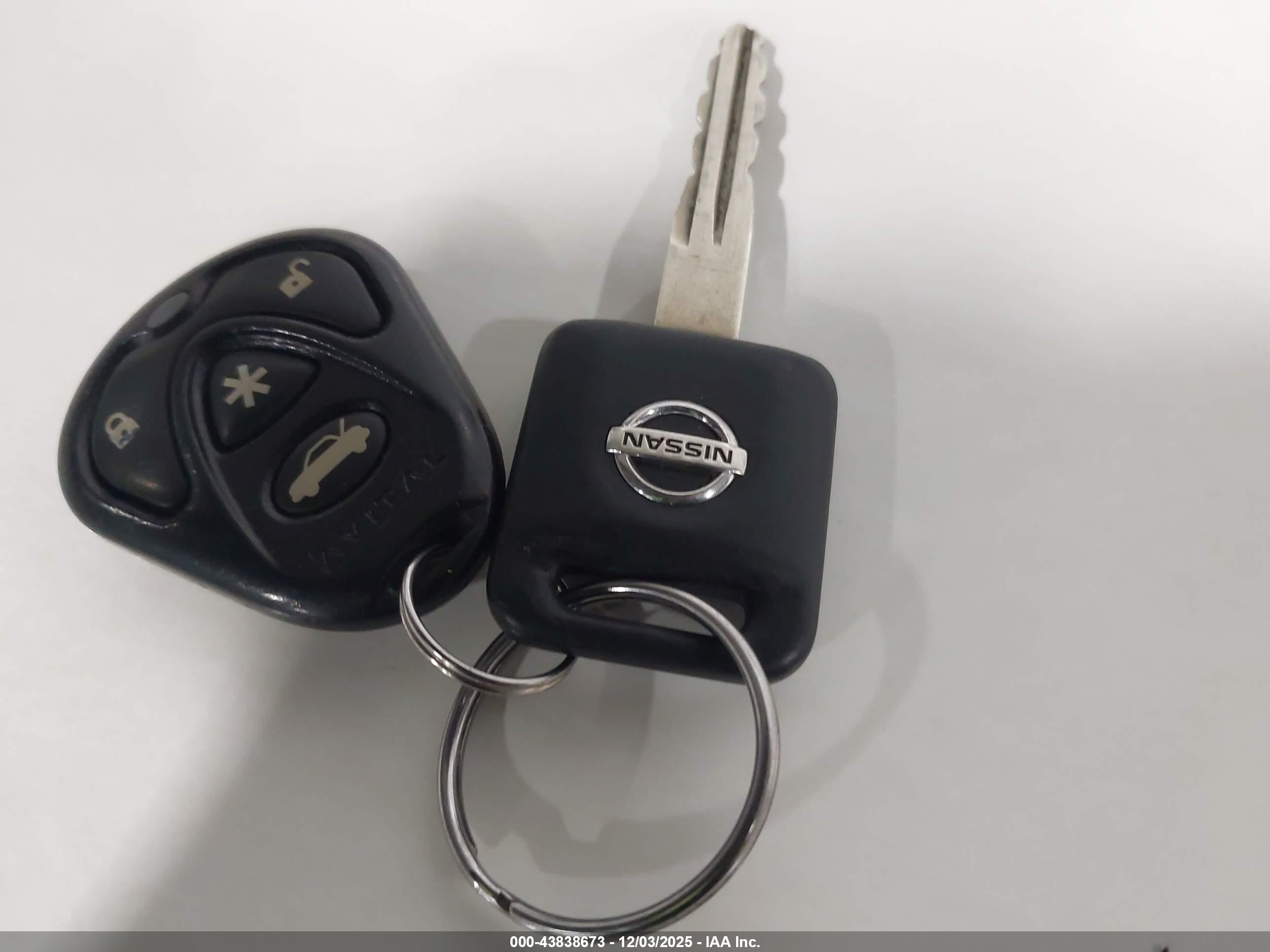 NISSAN FRONTIER image 11
