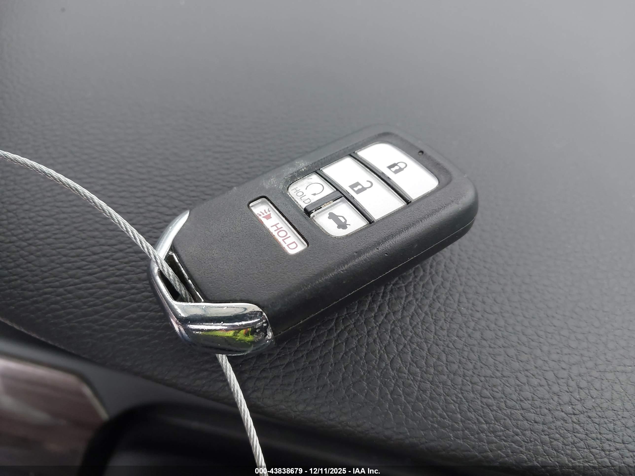 HONDA ACCORD image 11