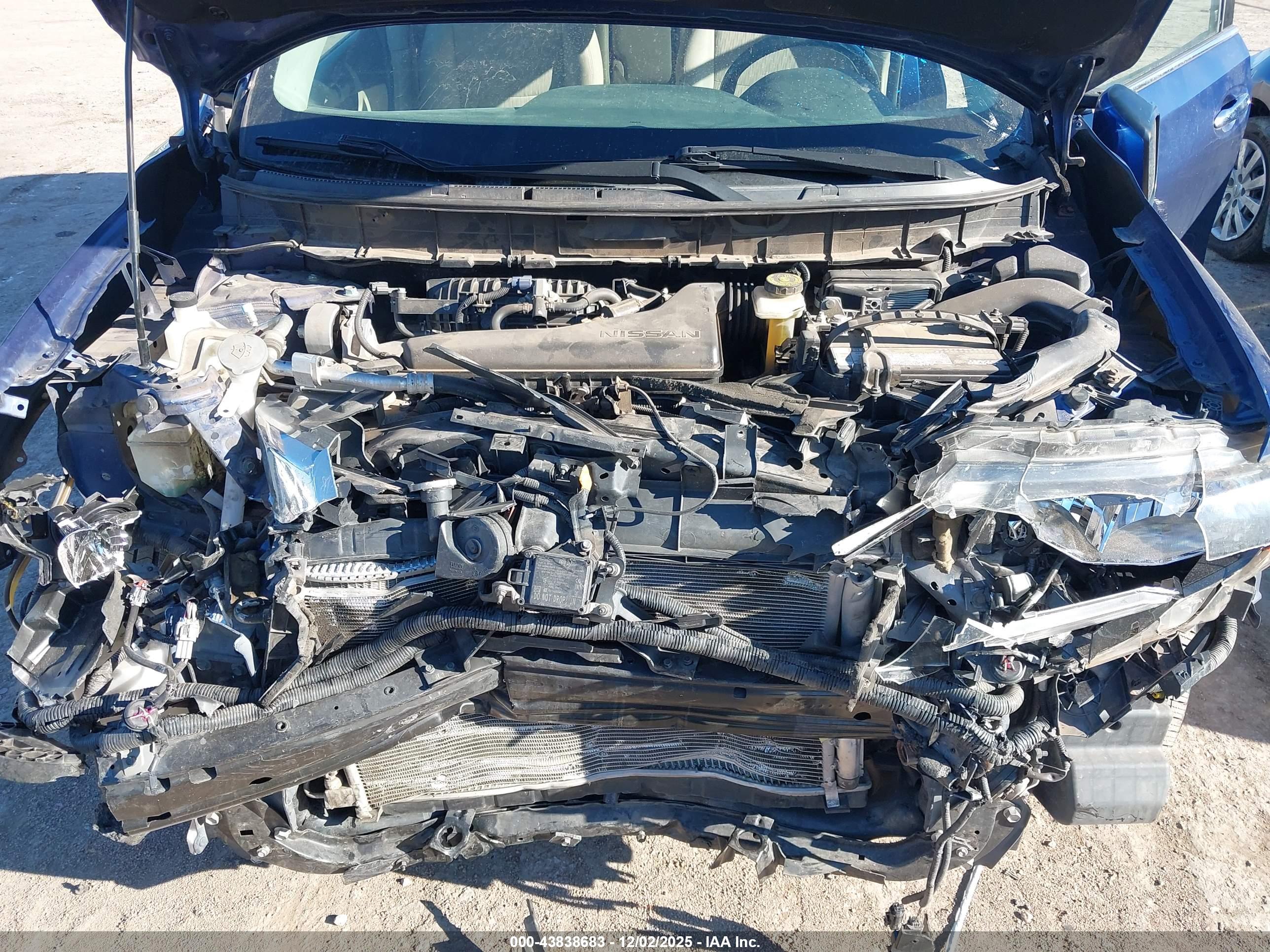 NISSAN ROGUE image 10