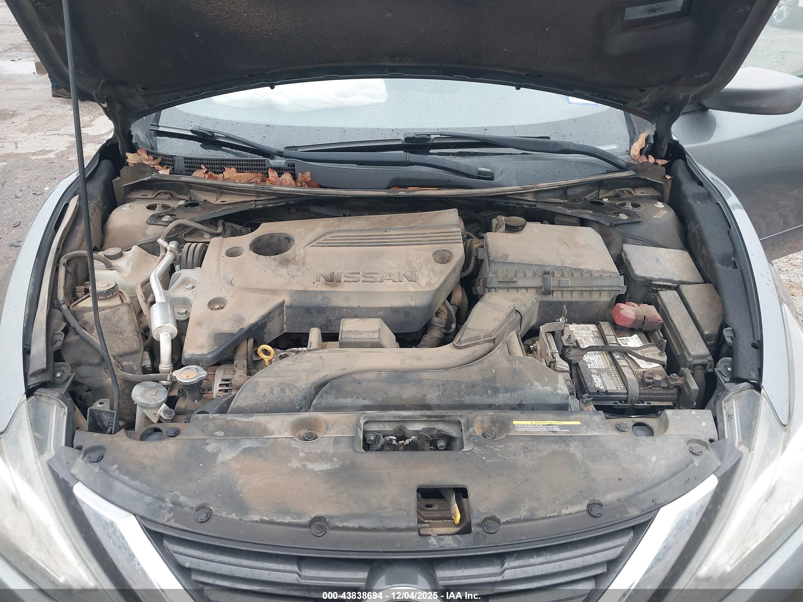 NISSAN ALTIMA image 10