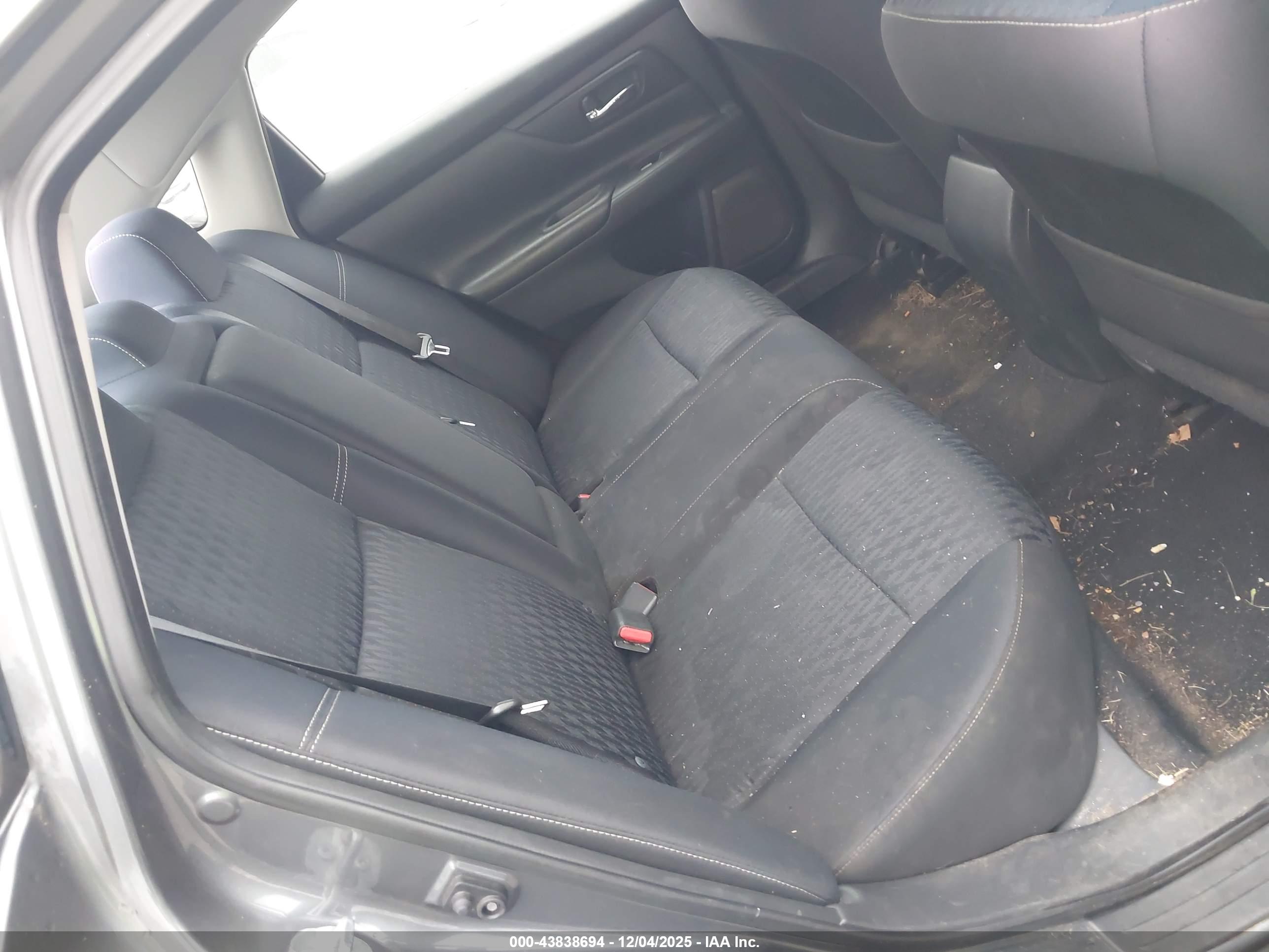 NISSAN ALTIMA image 8