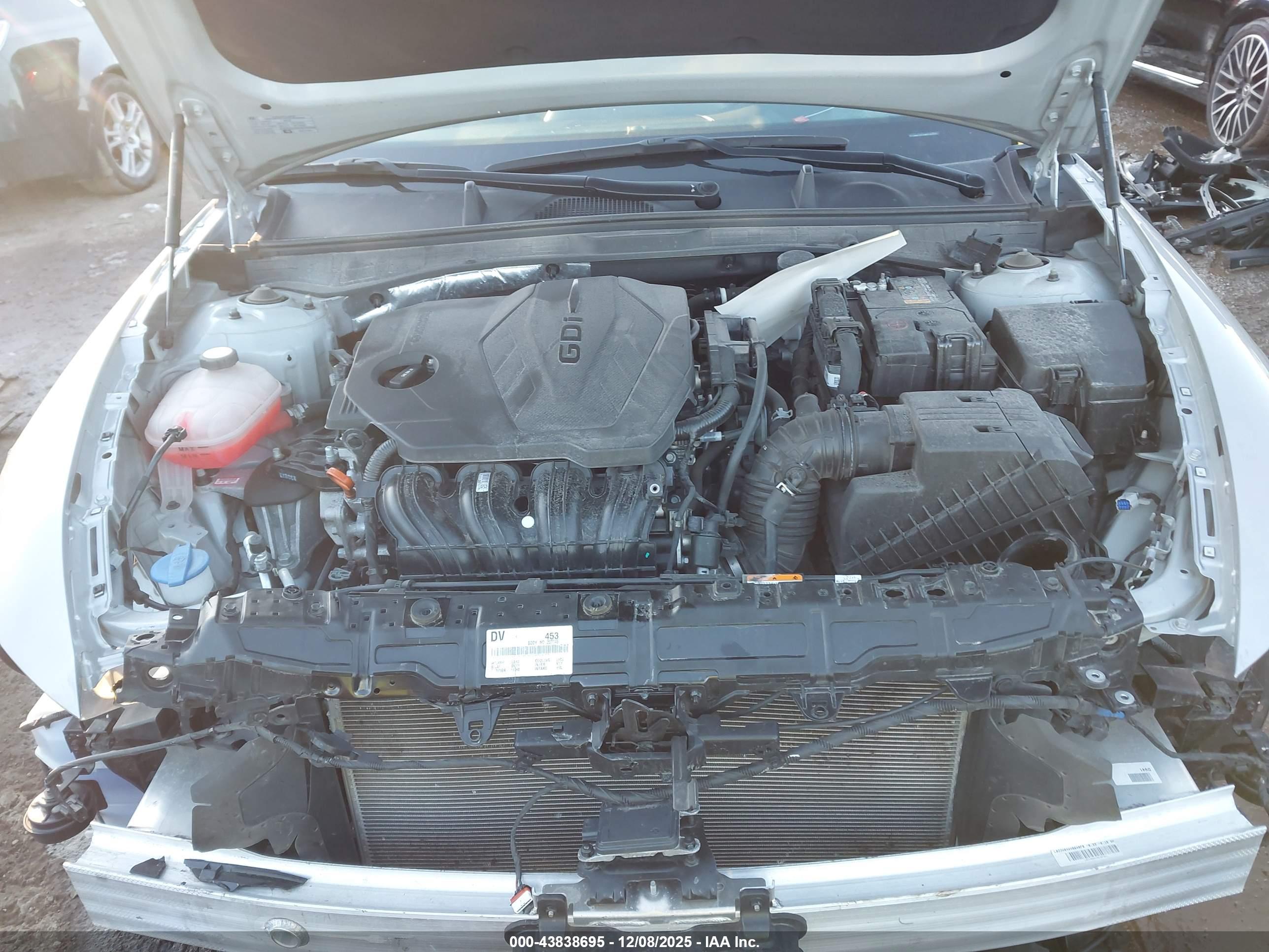 HYUNDAI SONATA image 10