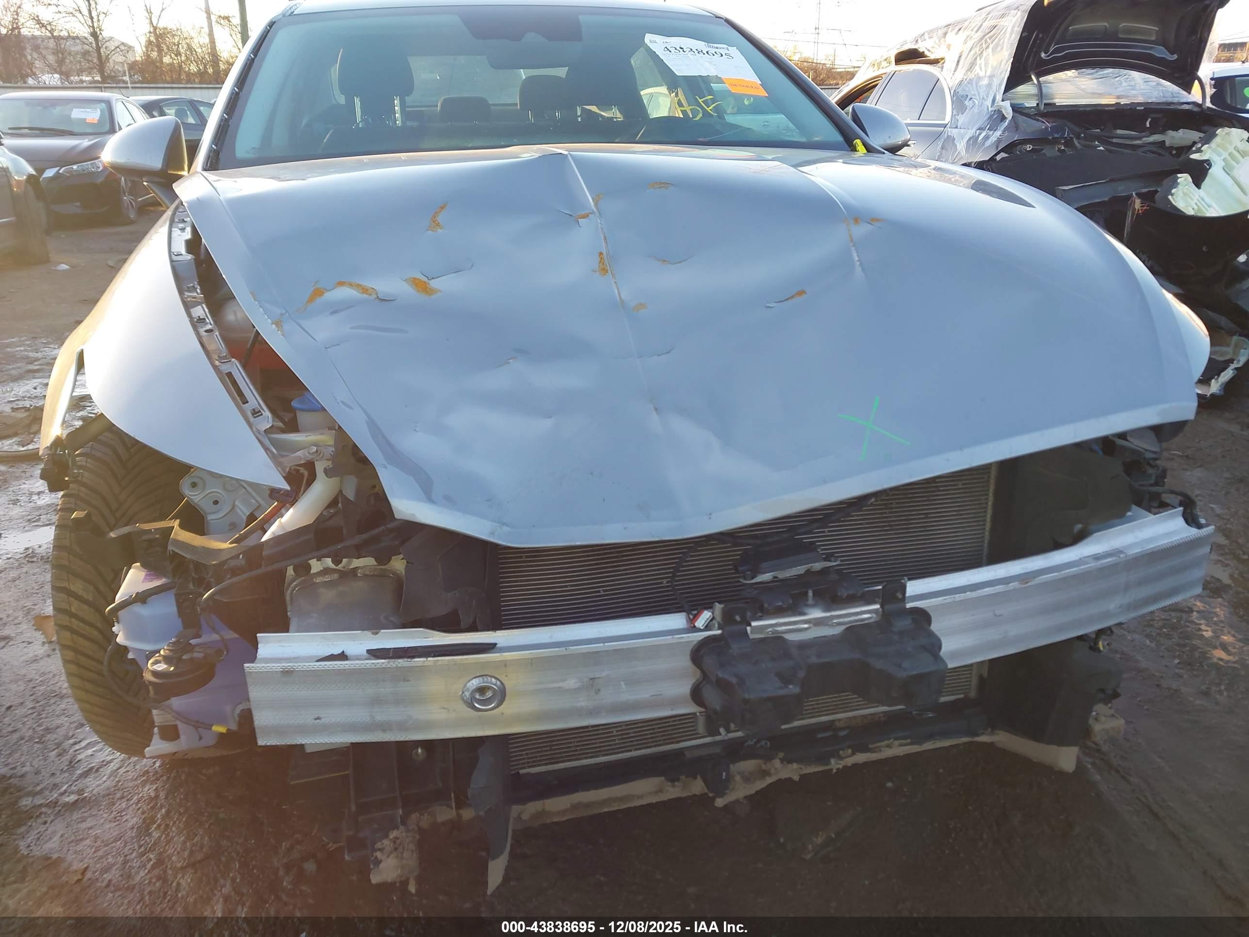 HYUNDAI SONATA image 6
