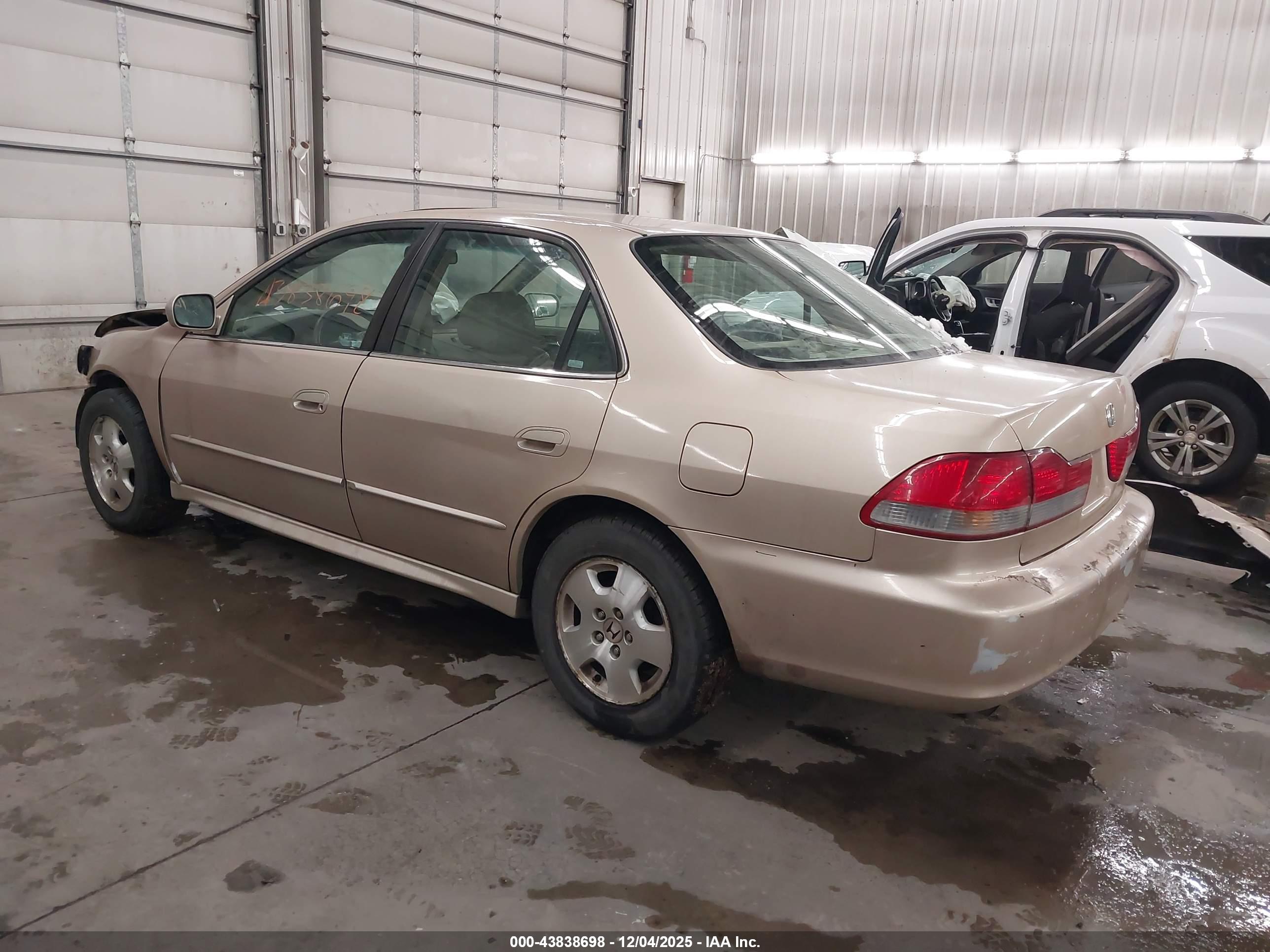 HONDA ACCORD image 3