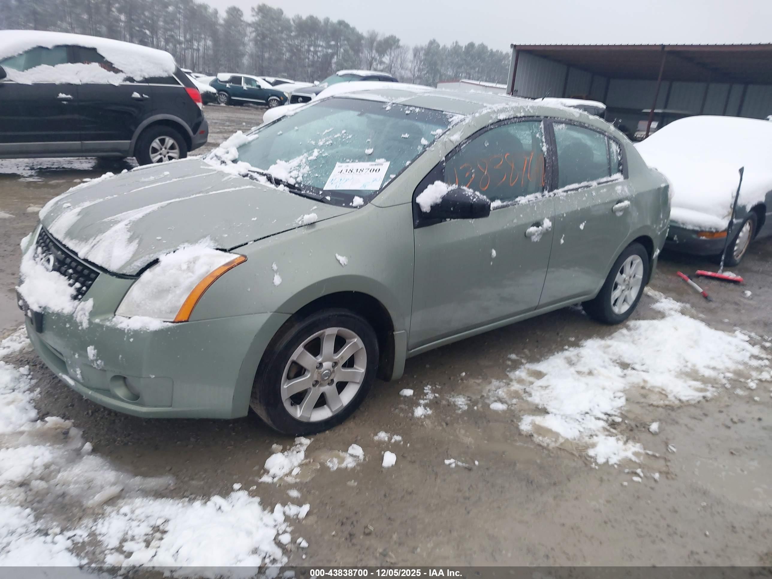 NISSAN SENTRA image 2