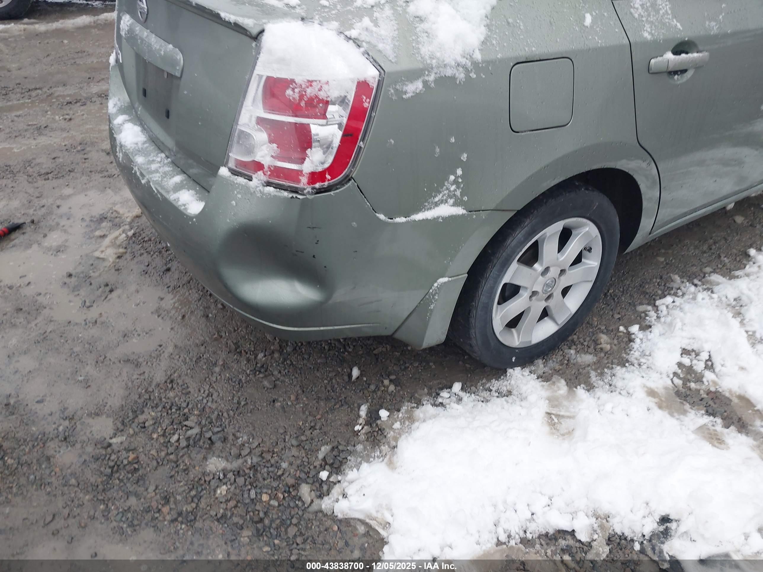 NISSAN SENTRA image 6