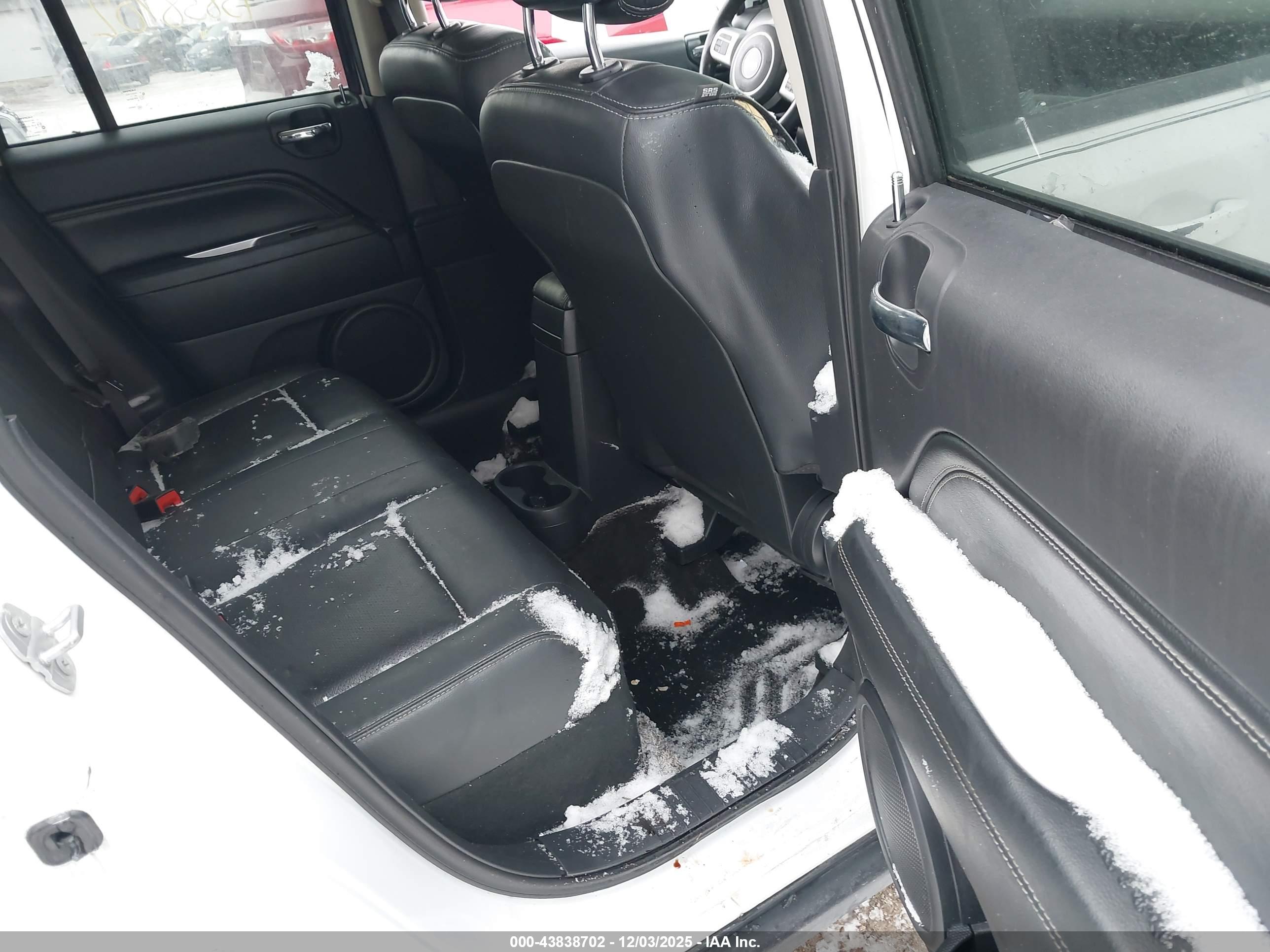 JEEP COMPASS image 8