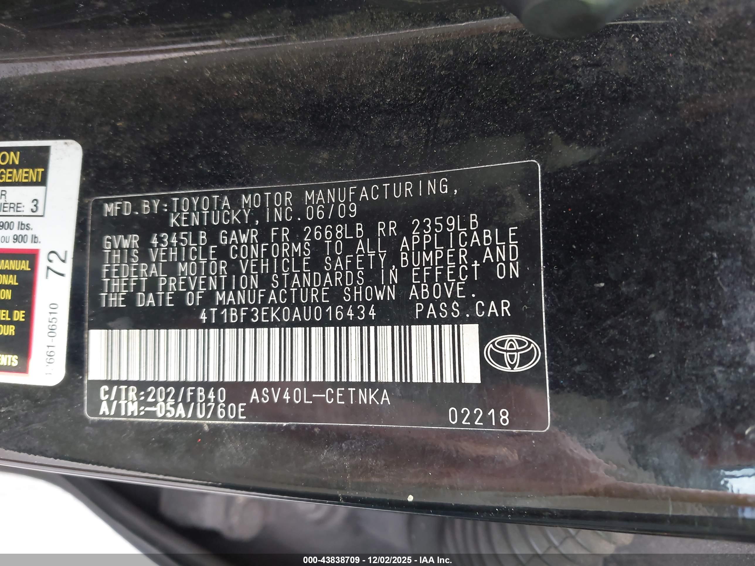 TOYOTA CAMRY image 9