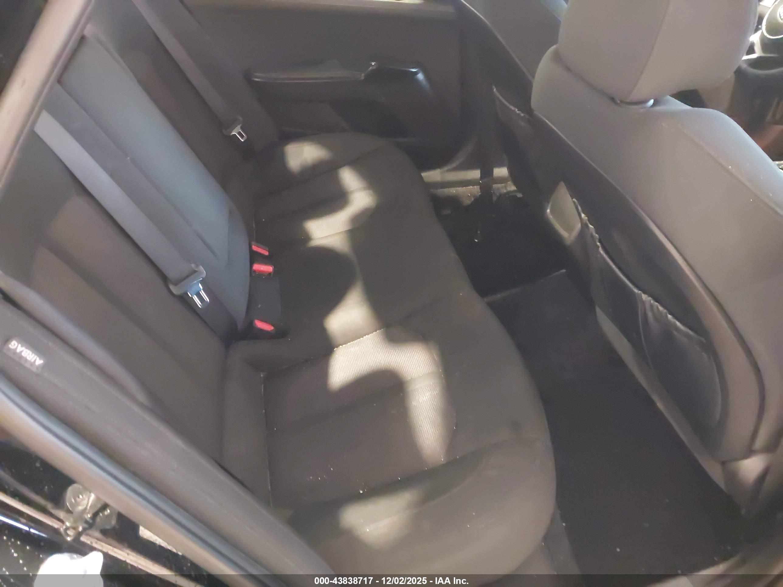 KIA K5 image 8