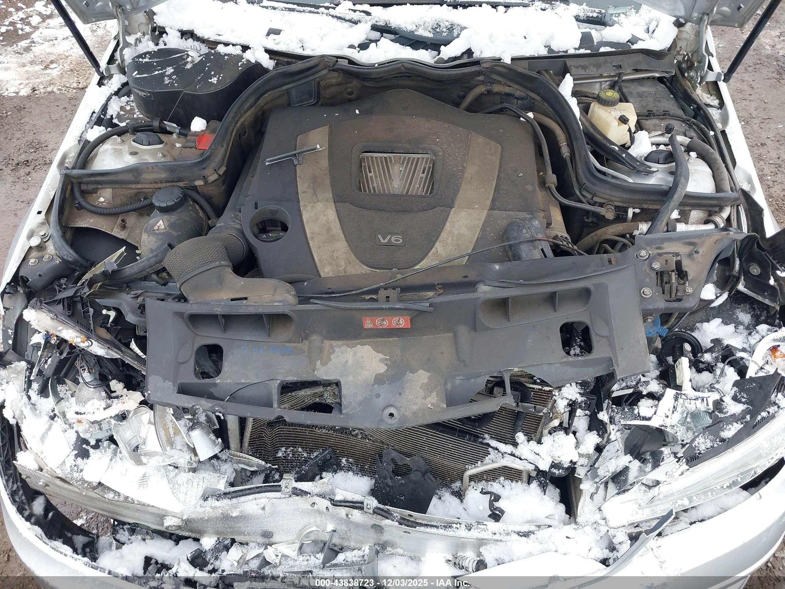 MERCEDES-BENZ C image 10