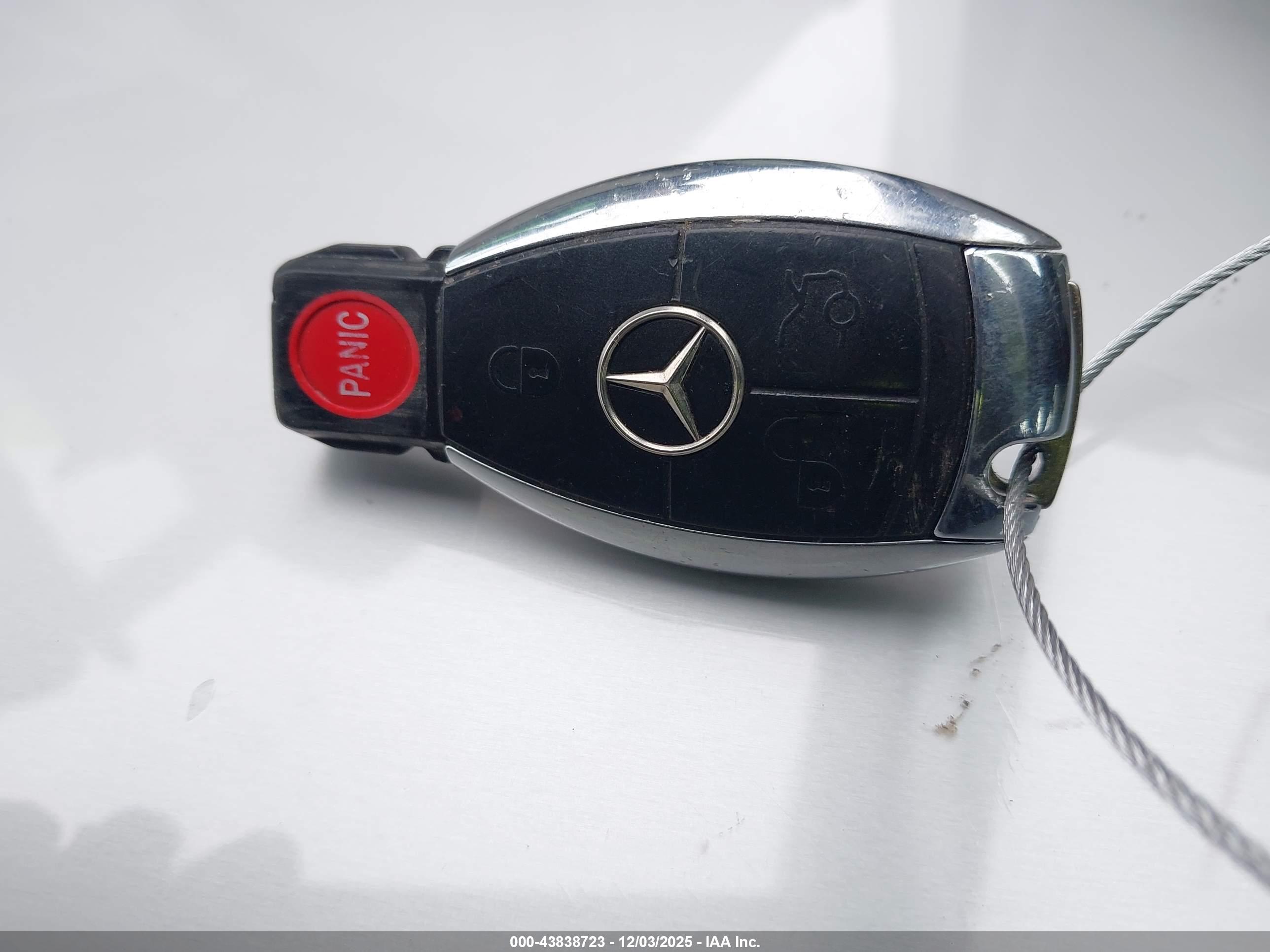 MERCEDES-BENZ C image 11
