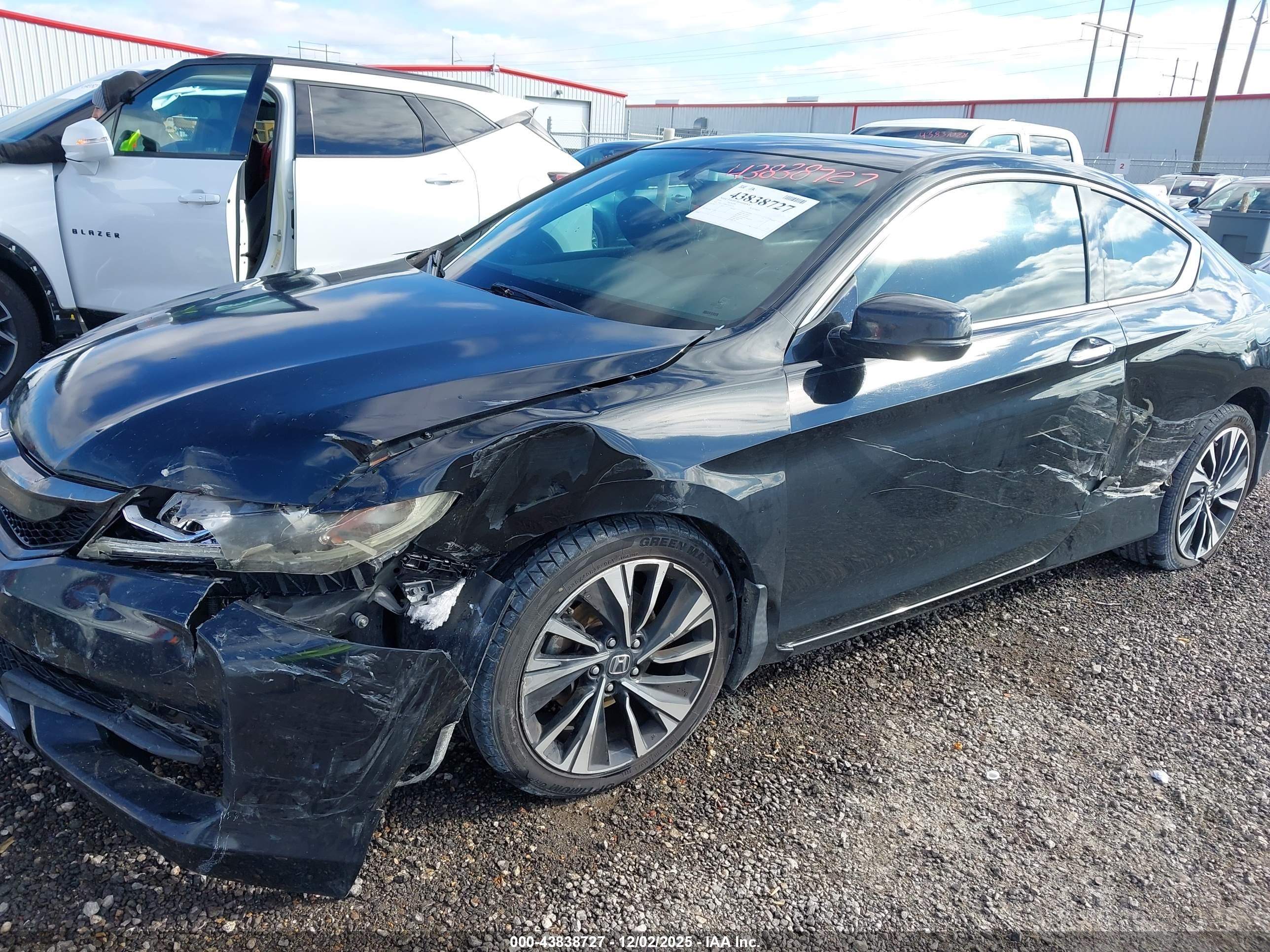 HONDA ACCORD image 6