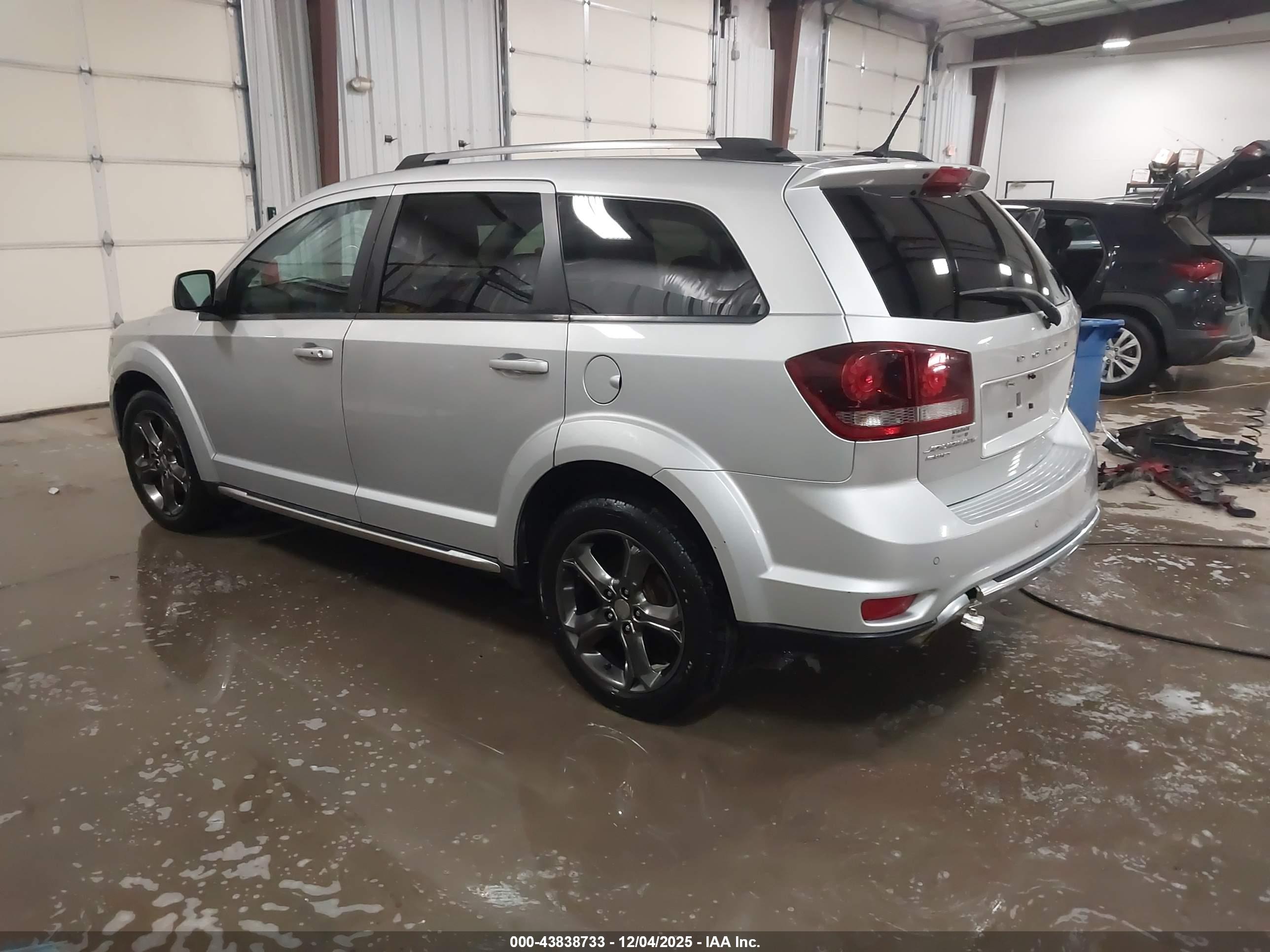 DODGE JOURNEY image 3
