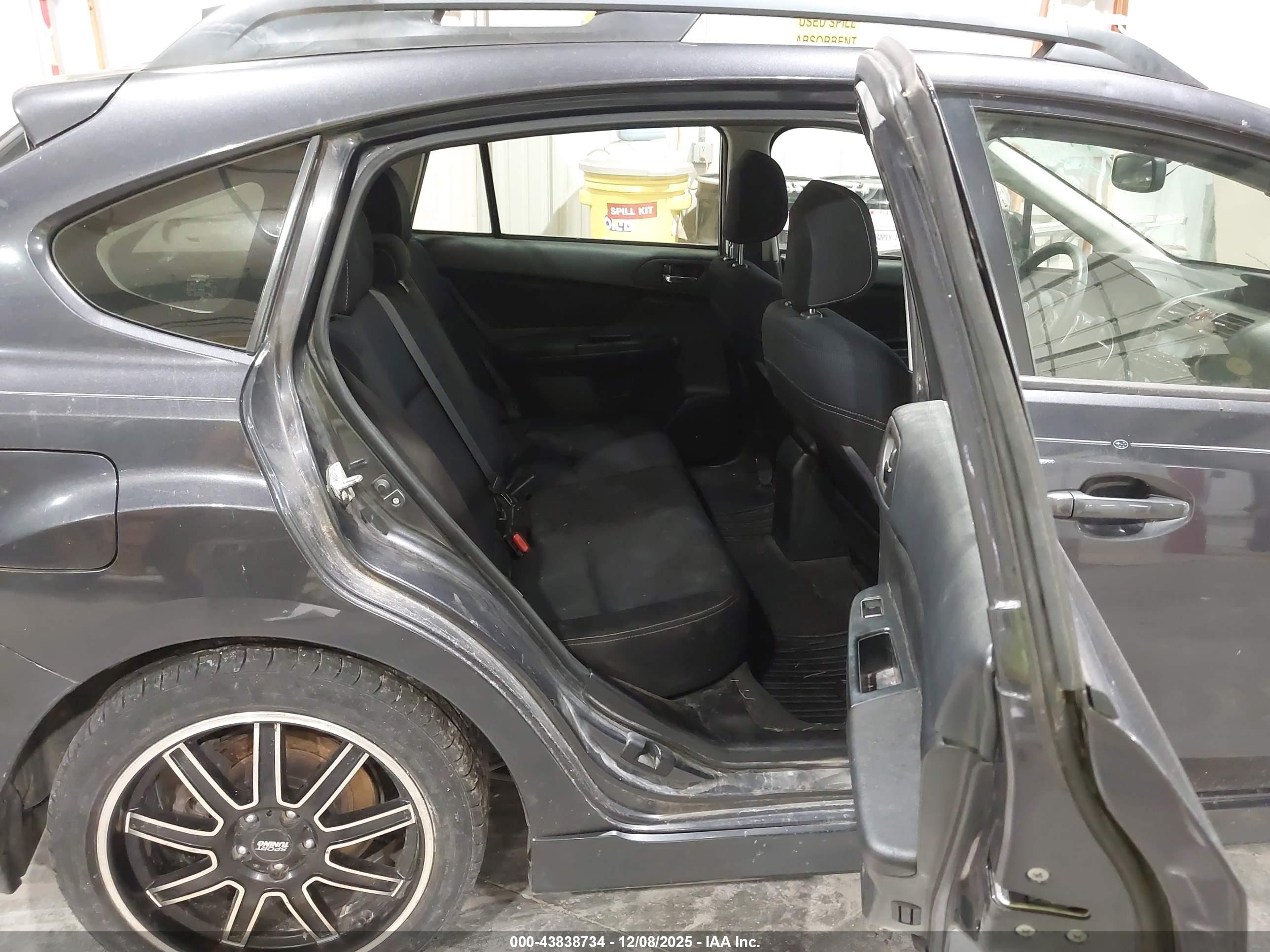 SUBARU IMPREZA image 8