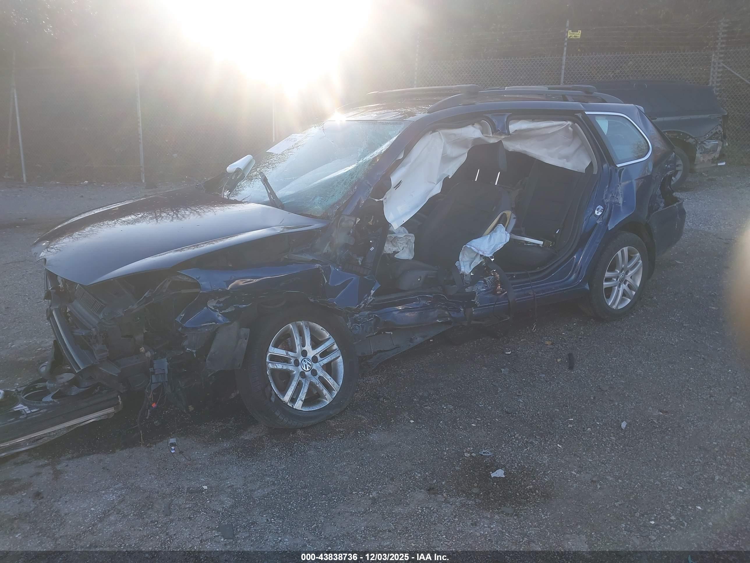 VOLKSWAGEN JETTA image 2