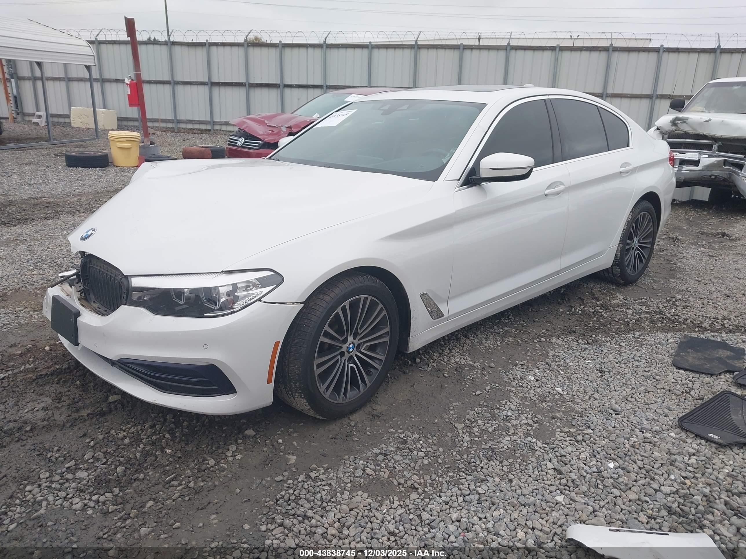 BMW 530I image 2