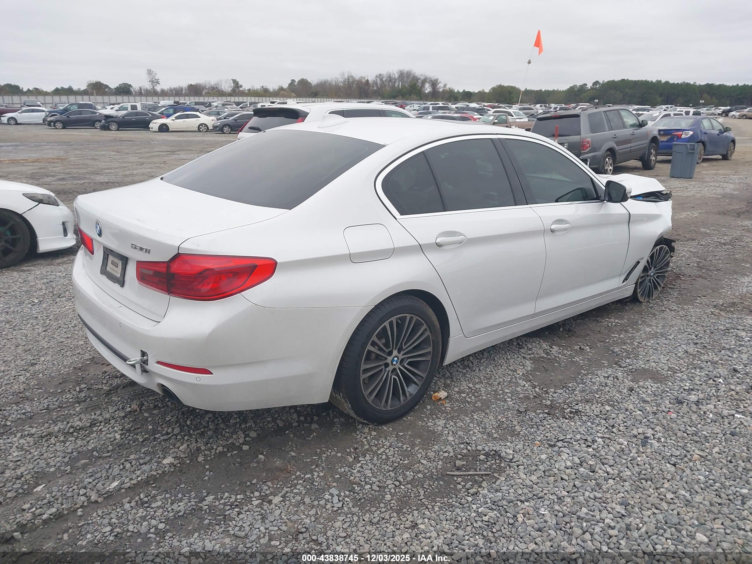 BMW 530I image 4