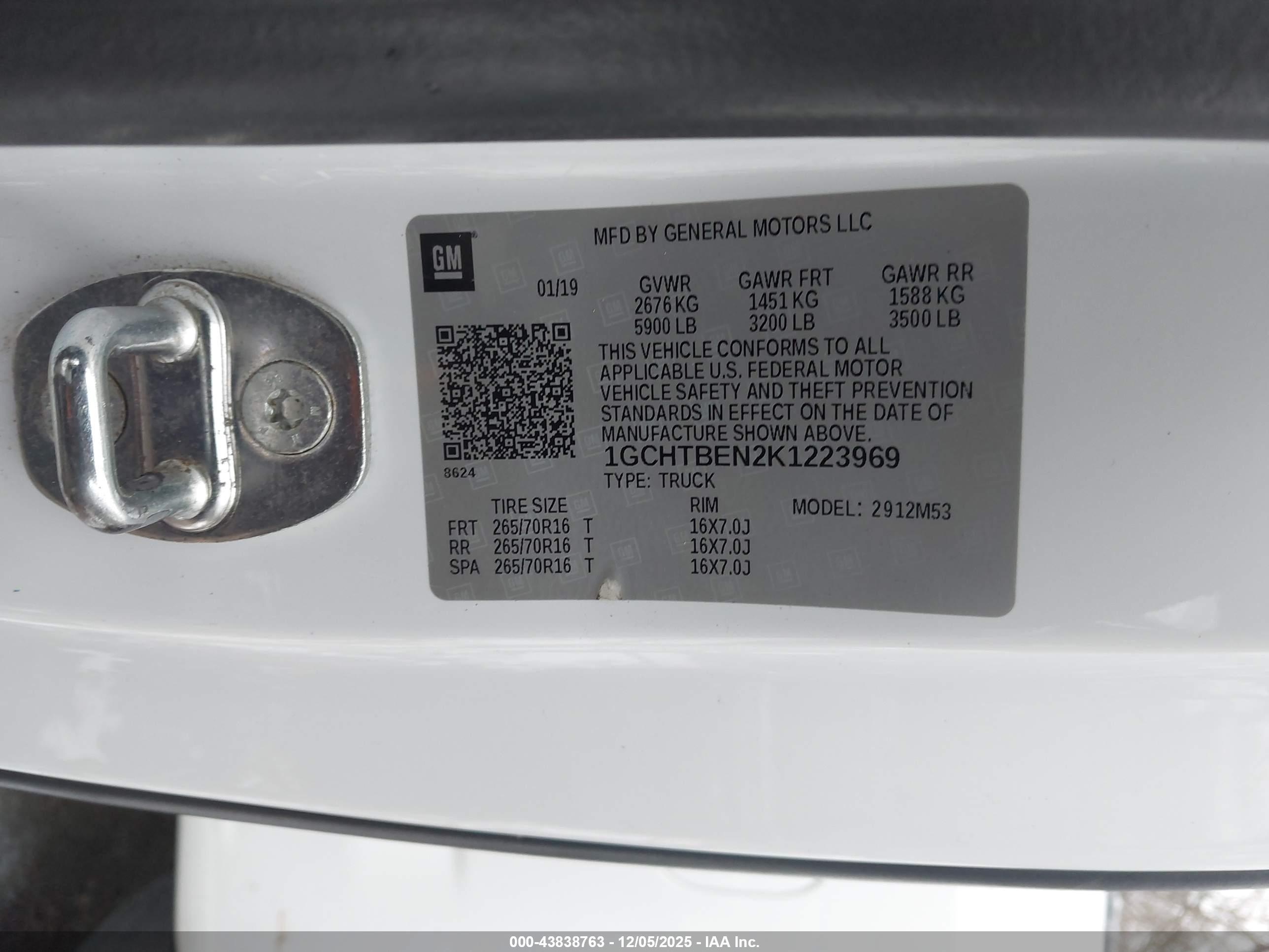 CHEVROLET COLORADO image 9
