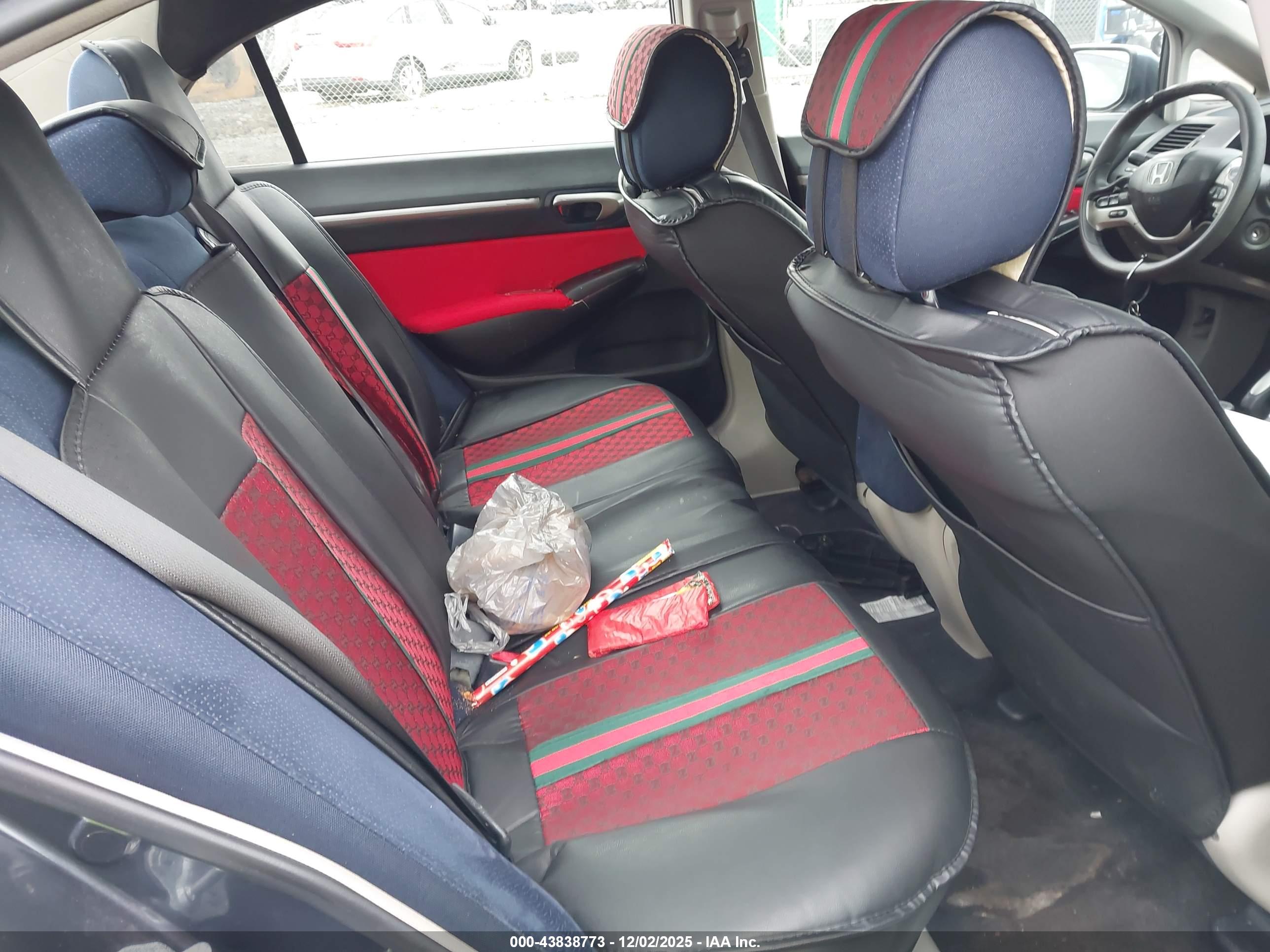 HONDA CIVIC image 8