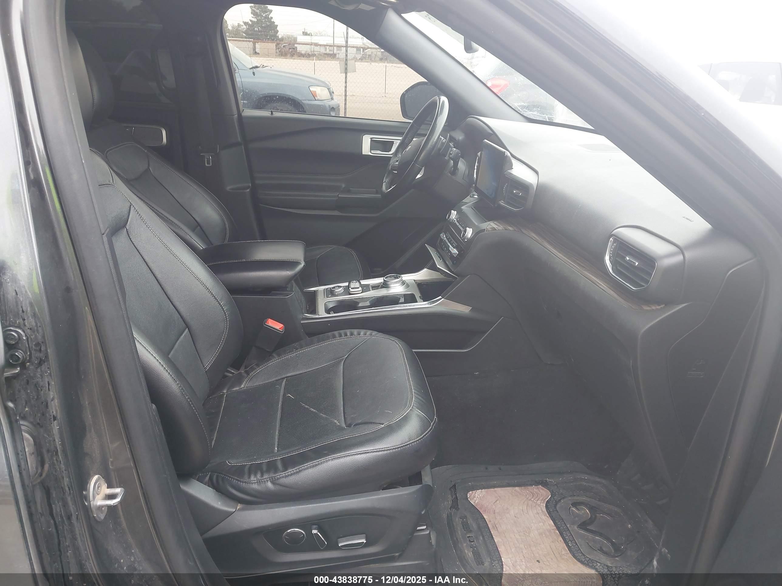 FORD EXPLORER image 5