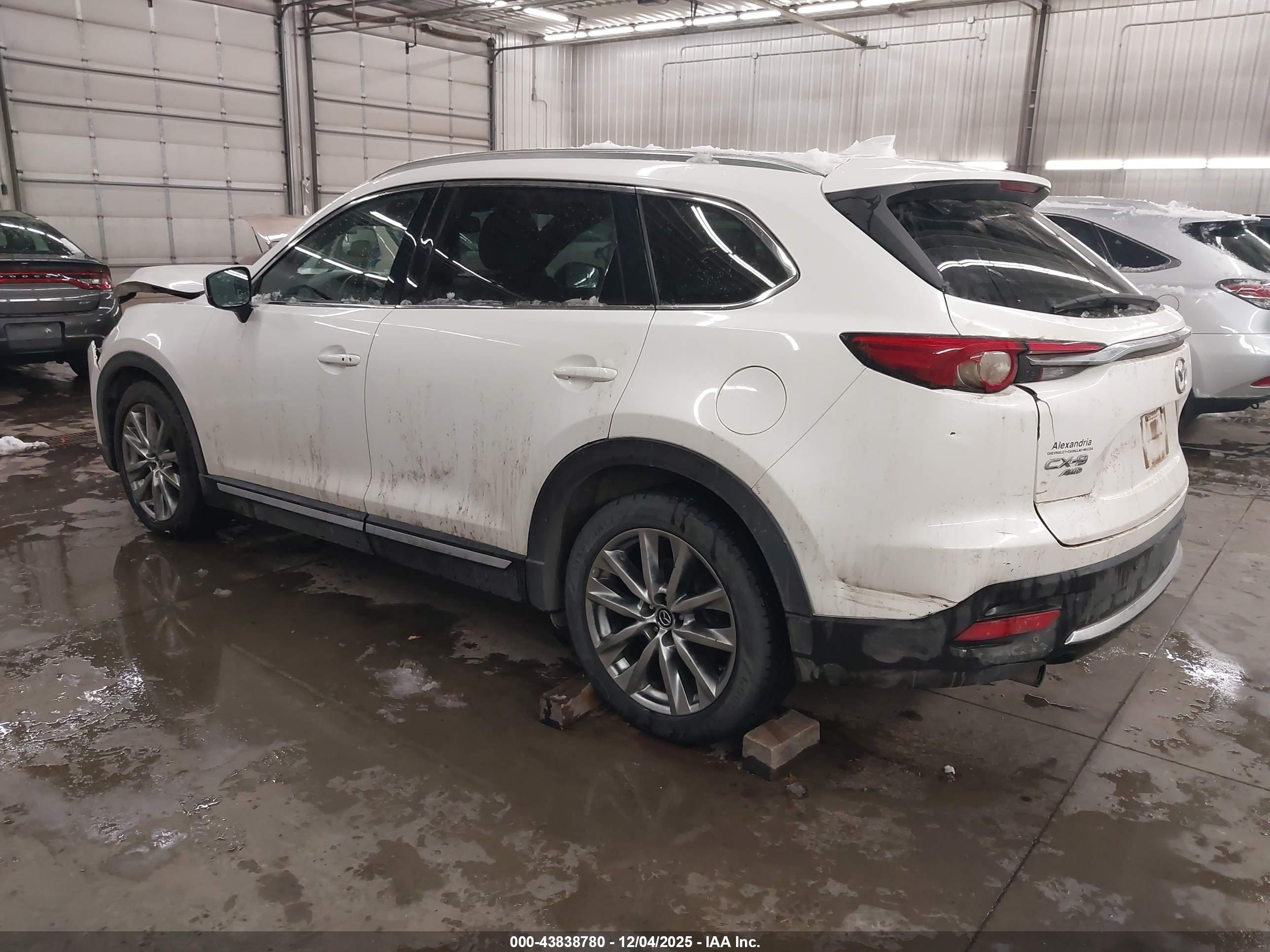 MAZDA CX-9 image 3