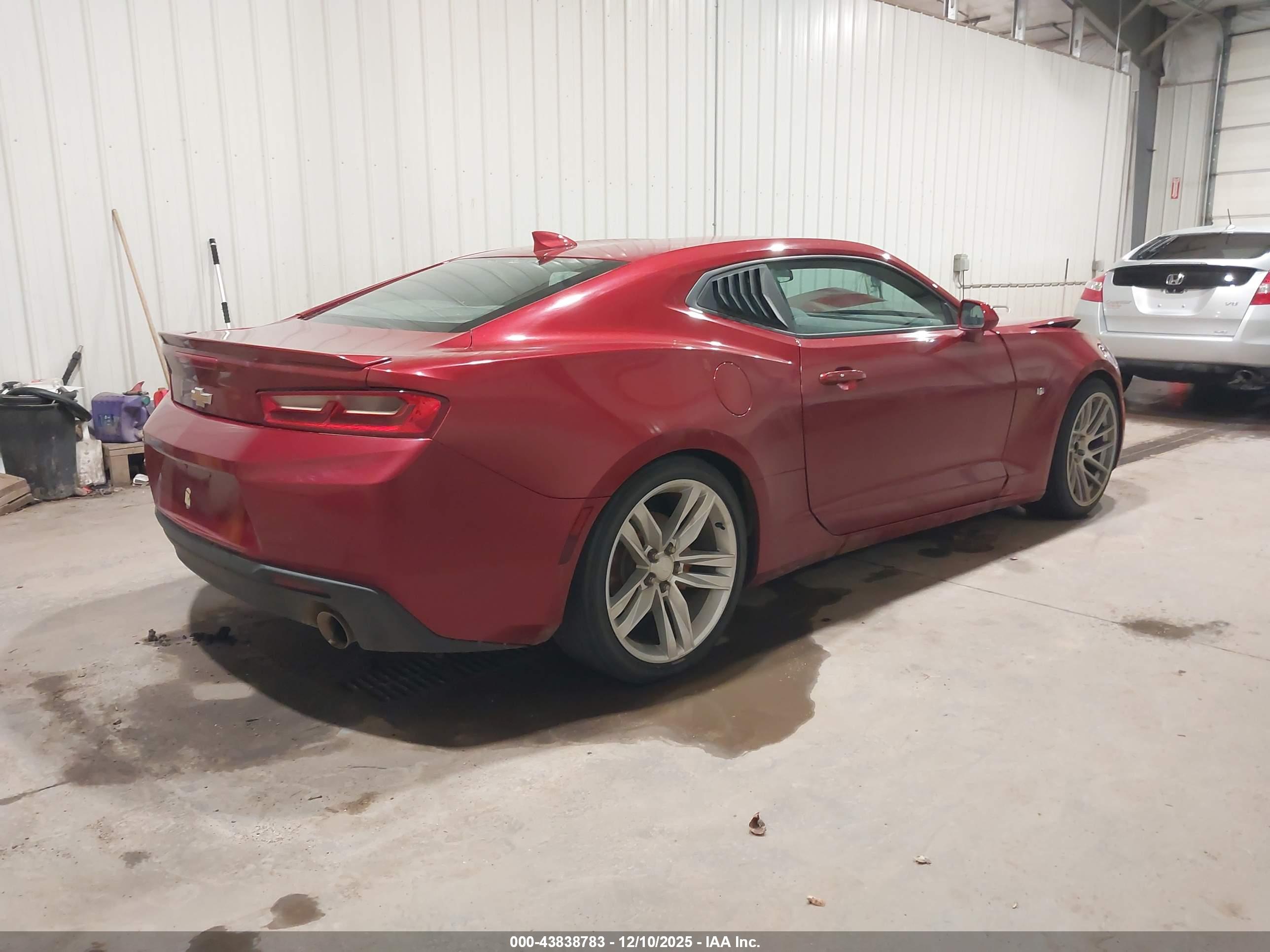 CHEVROLET CAMARO image 4