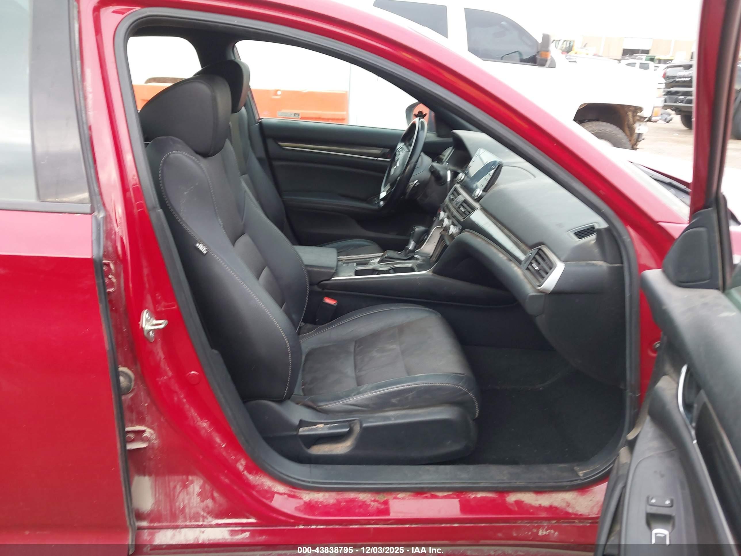 HONDA ACCORD image 5
