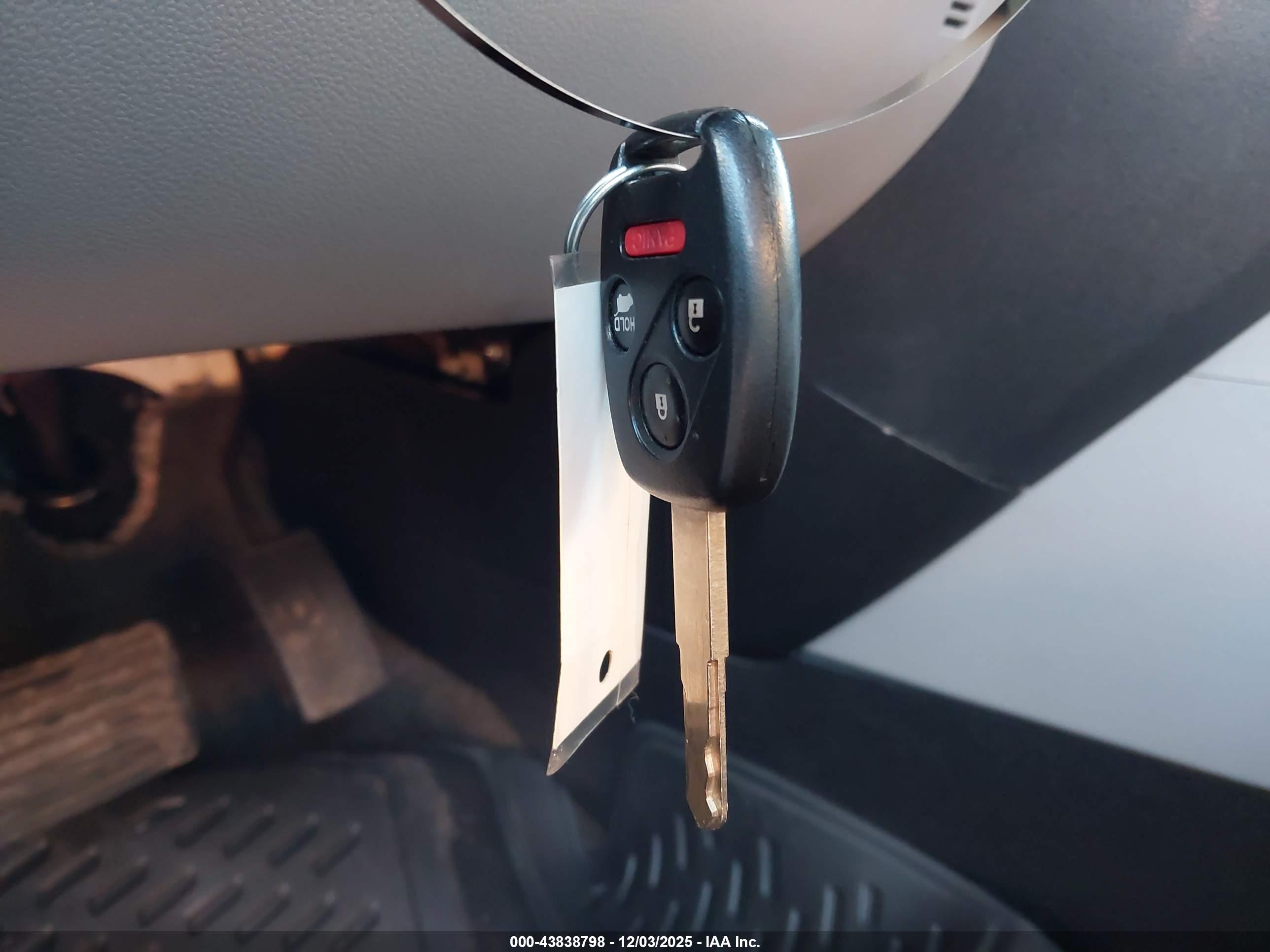 HONDA PILOT image 11