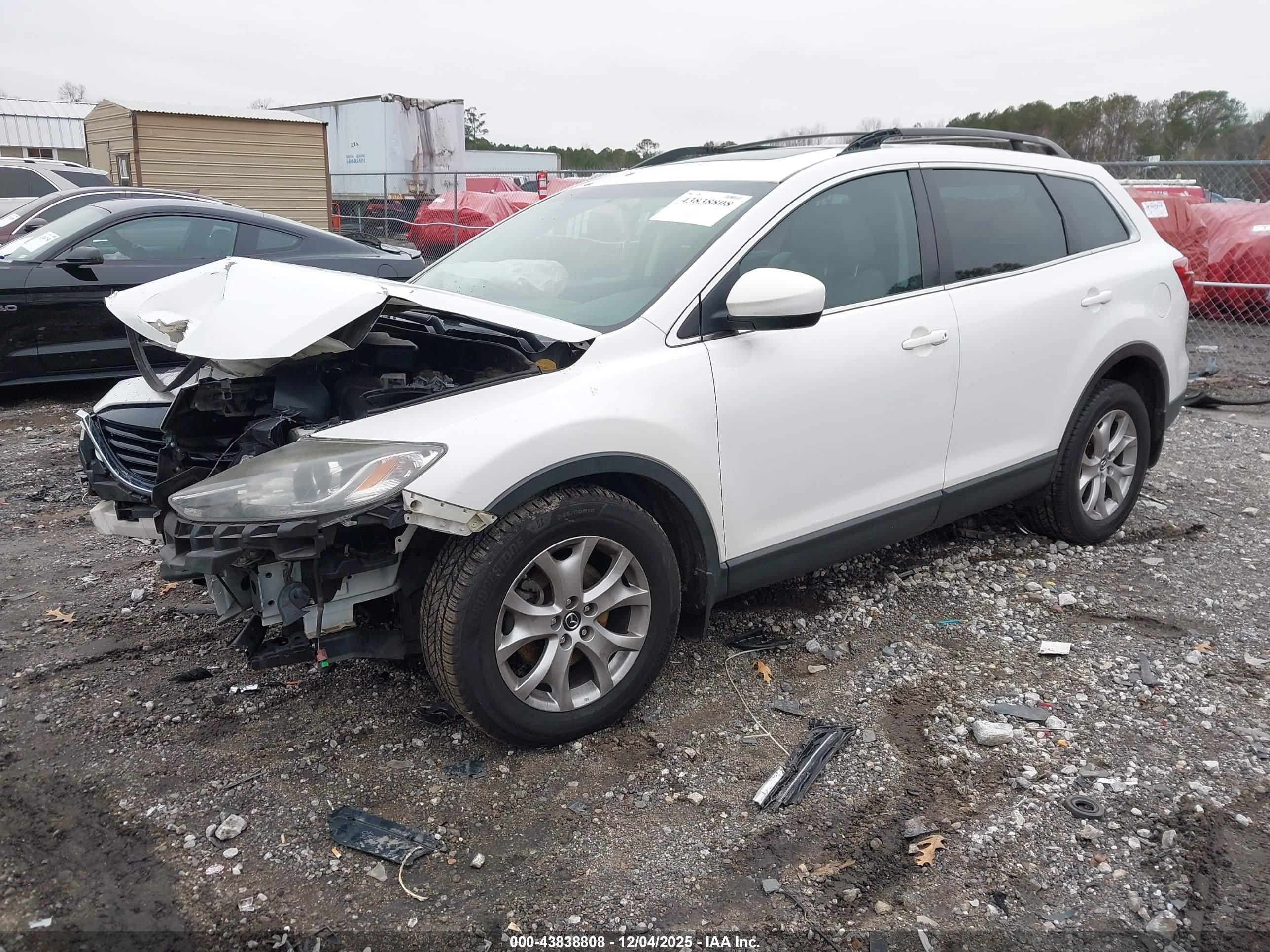 MAZDA CX-9 image 2