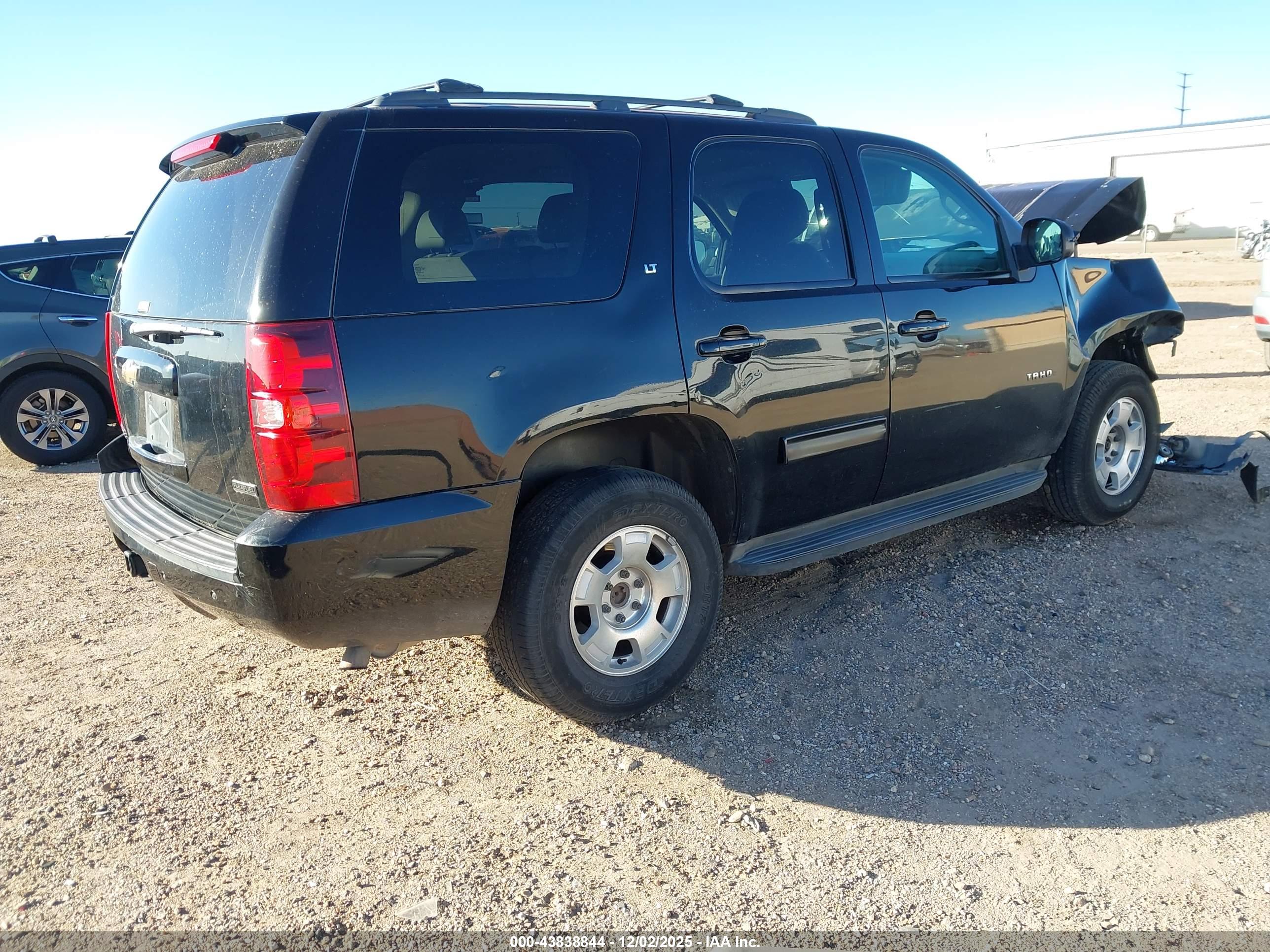 CHEVROLET TAHOE image 4