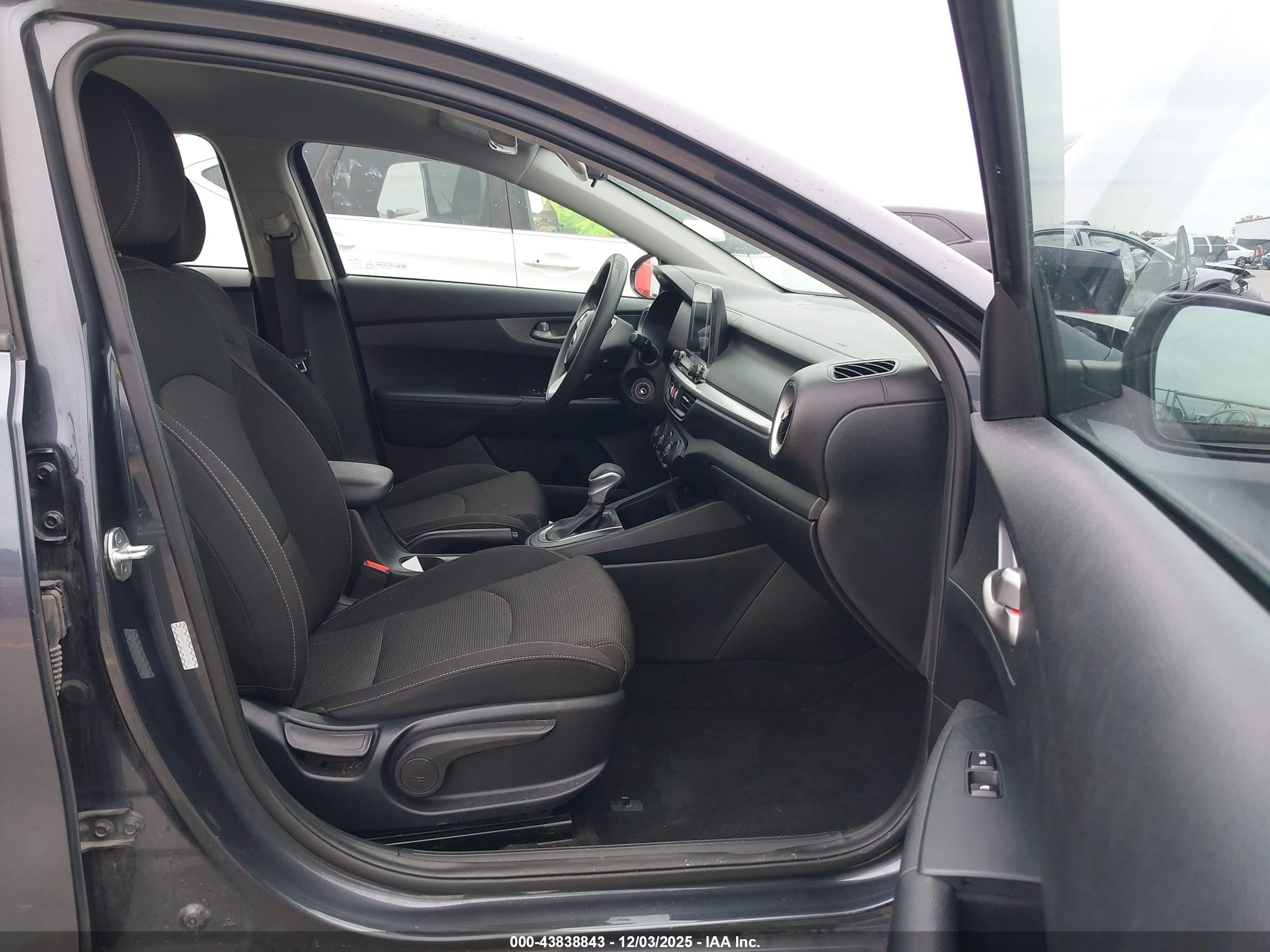 KIA FORTE image 5