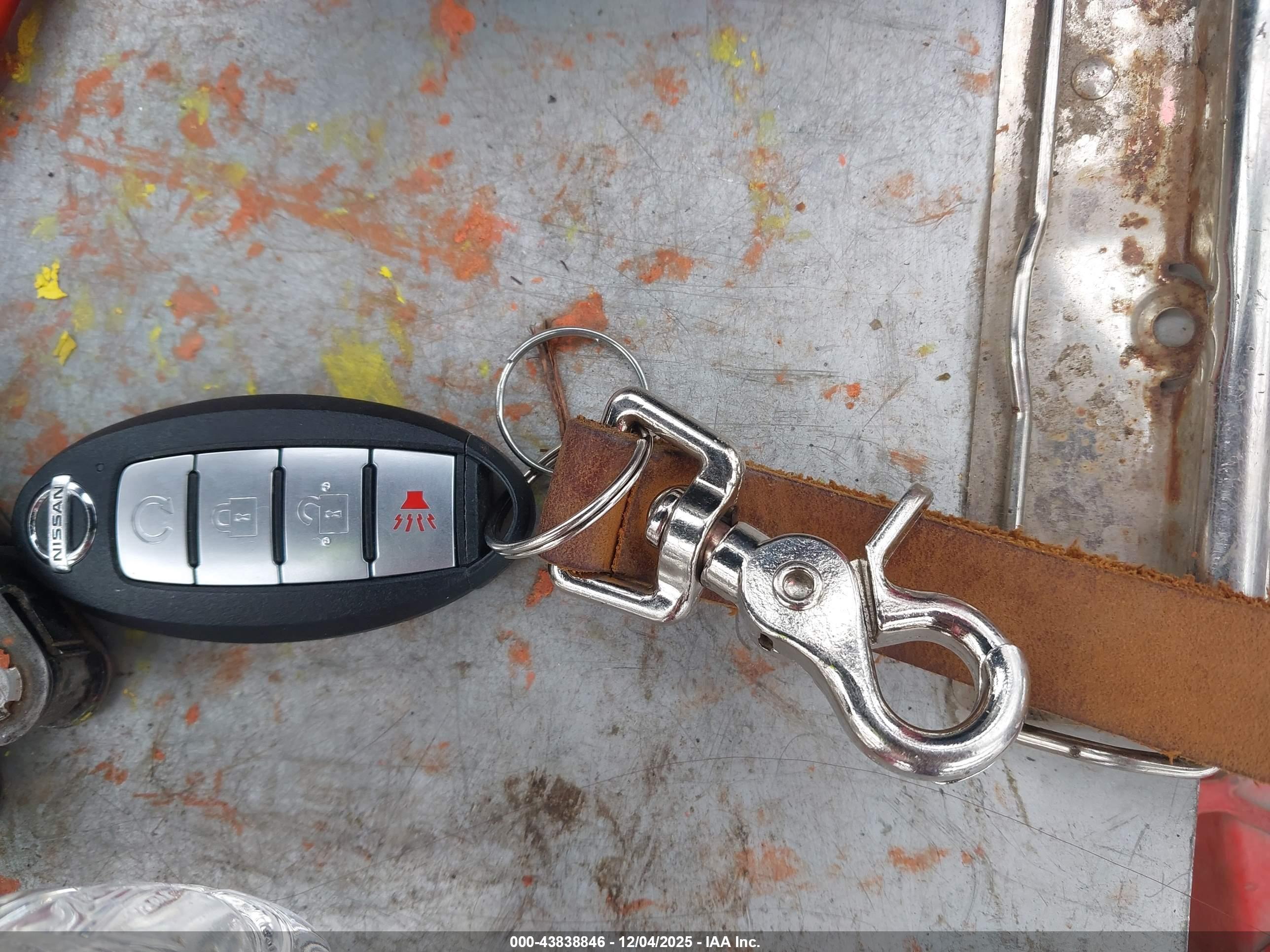 NISSAN MURANO image 11
