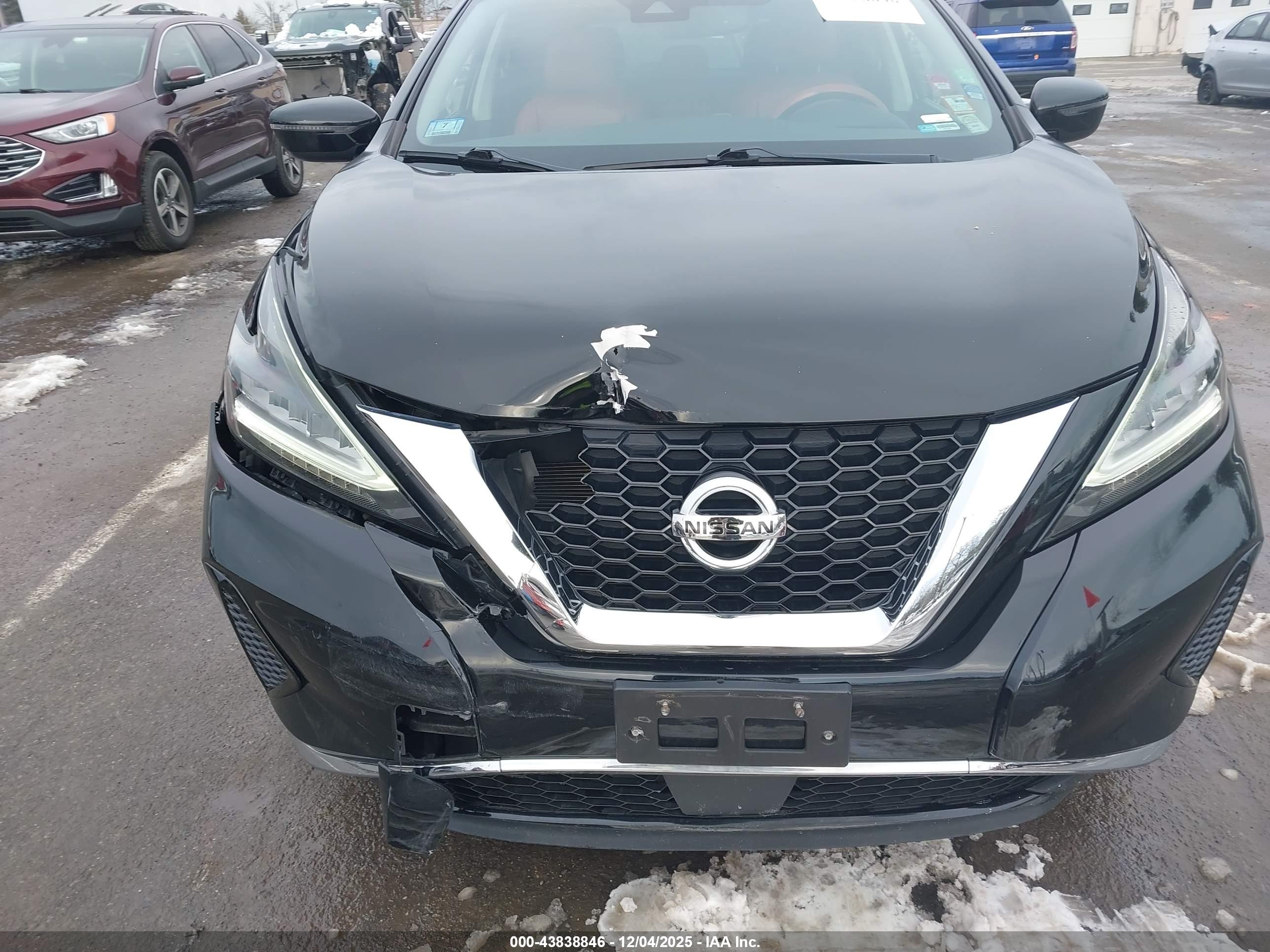 NISSAN MURANO image 6