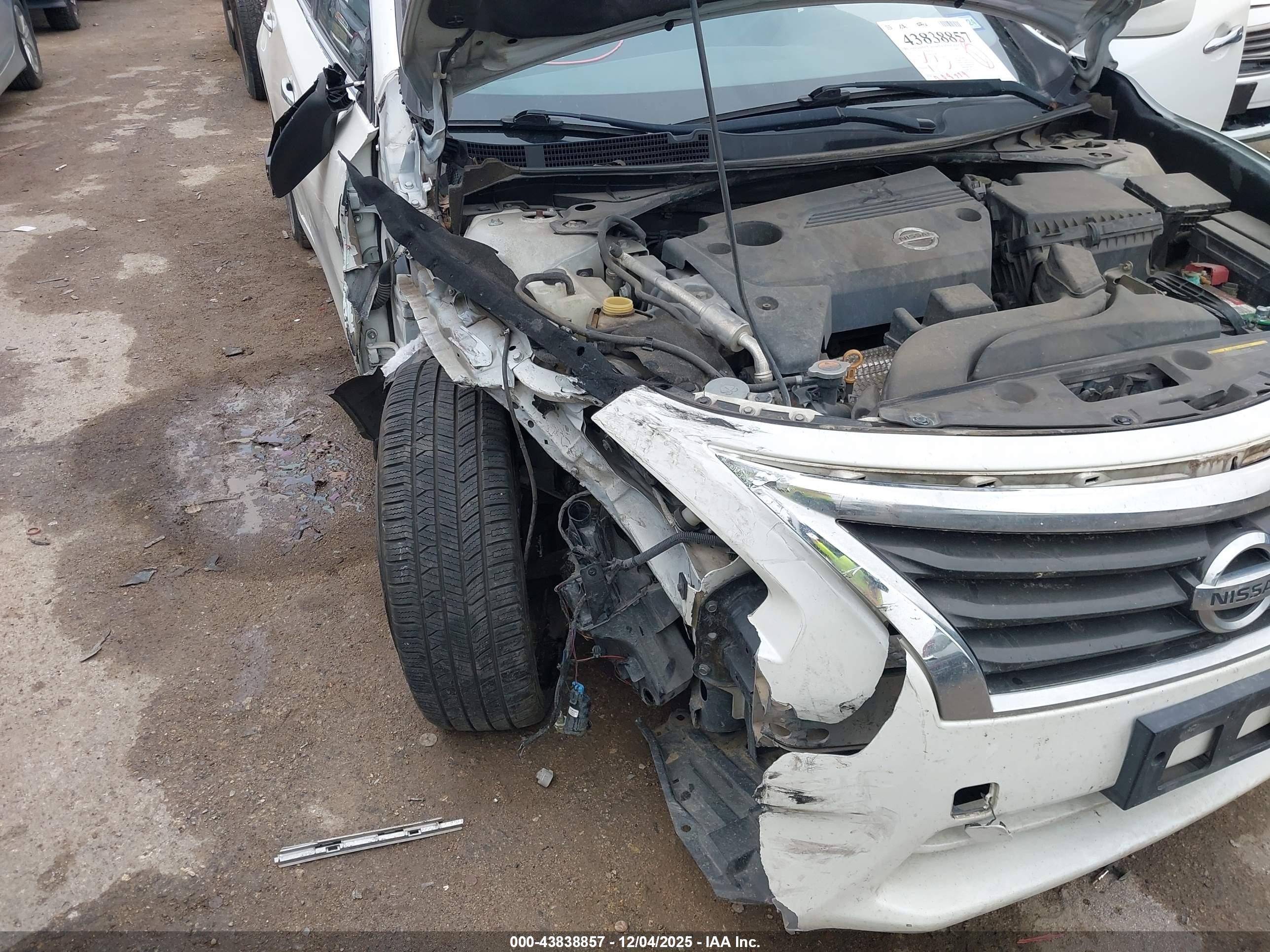 NISSAN ALTIMA image 6