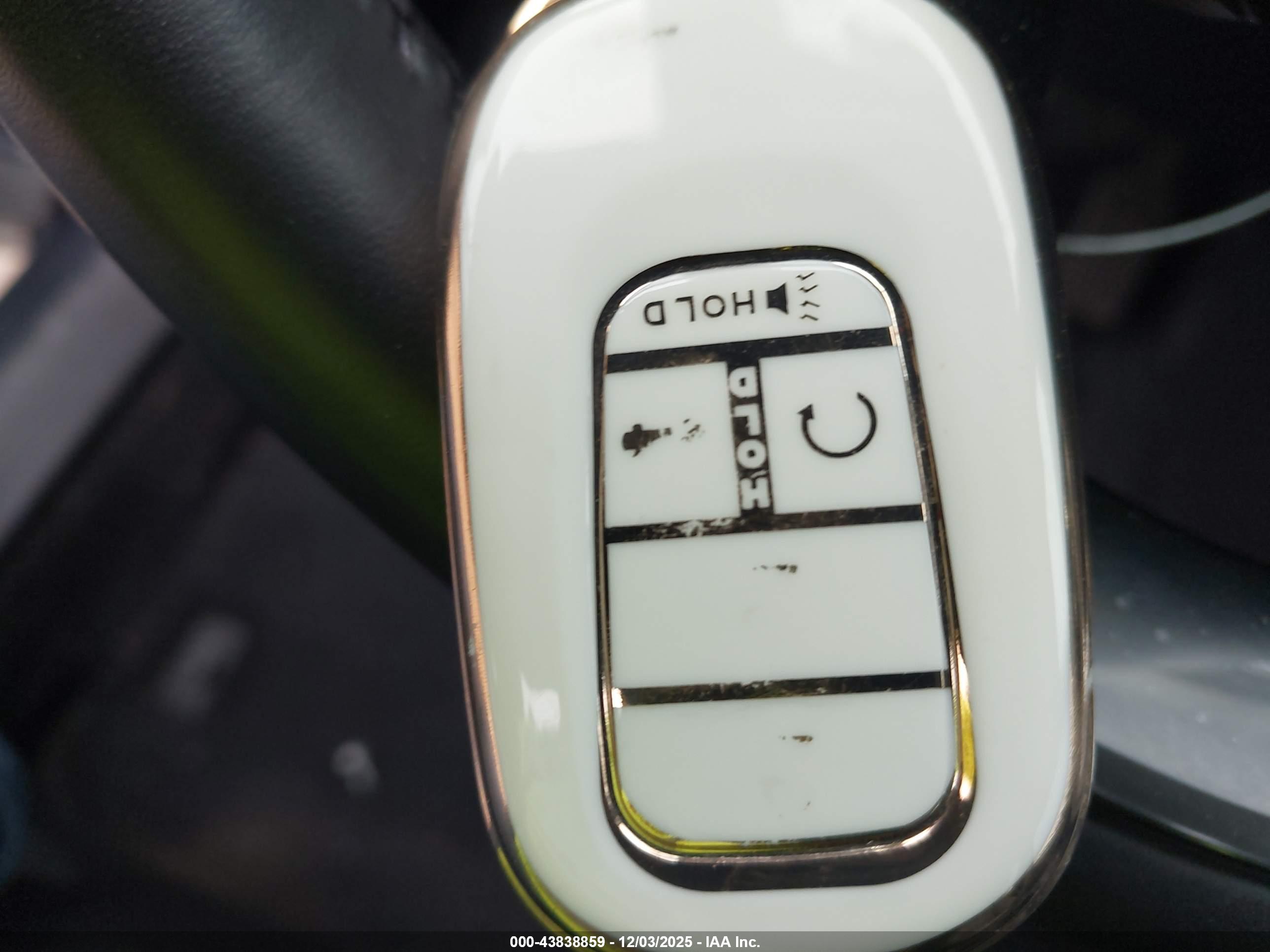HONDA CR-V image 11