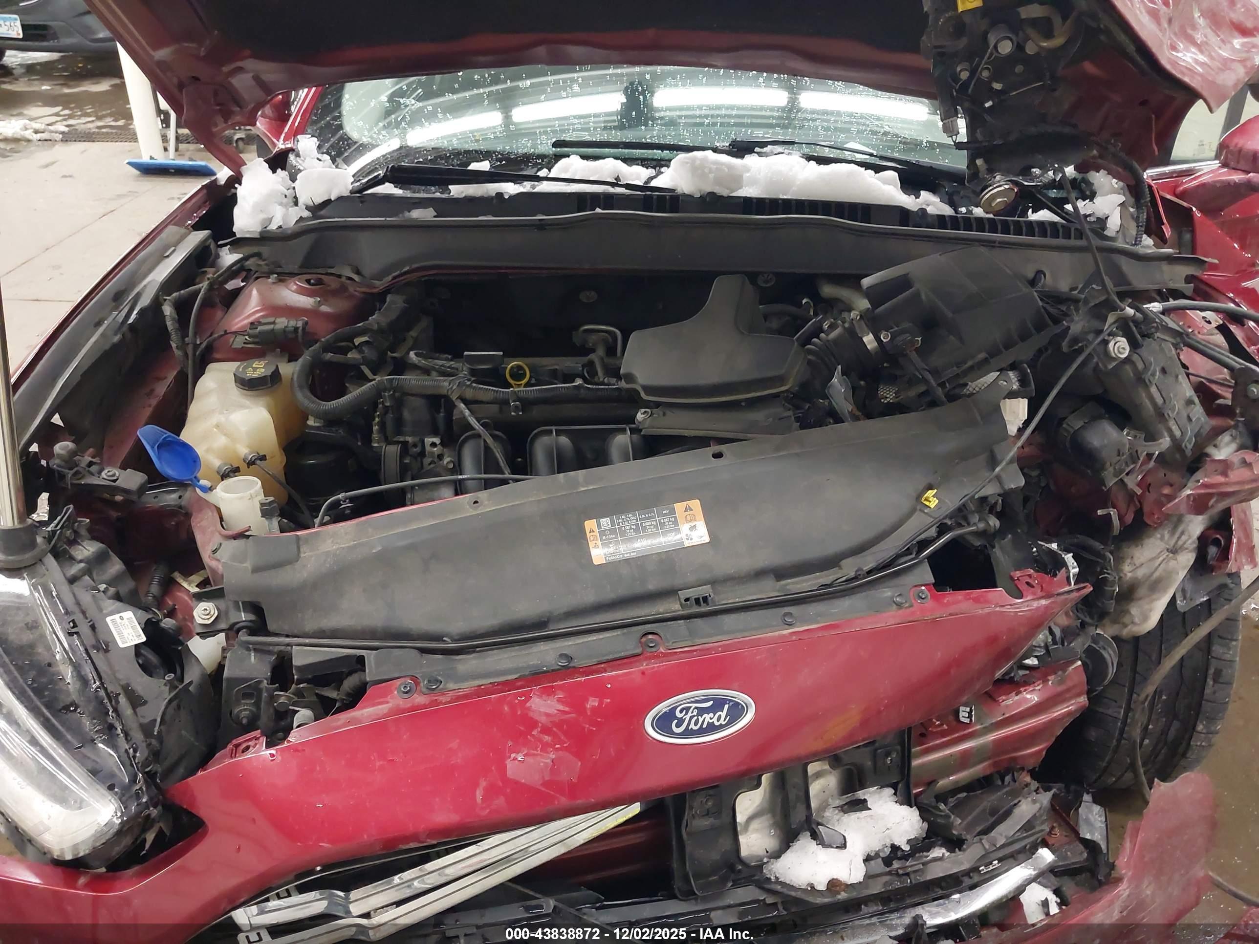 FORD FUSION image 10