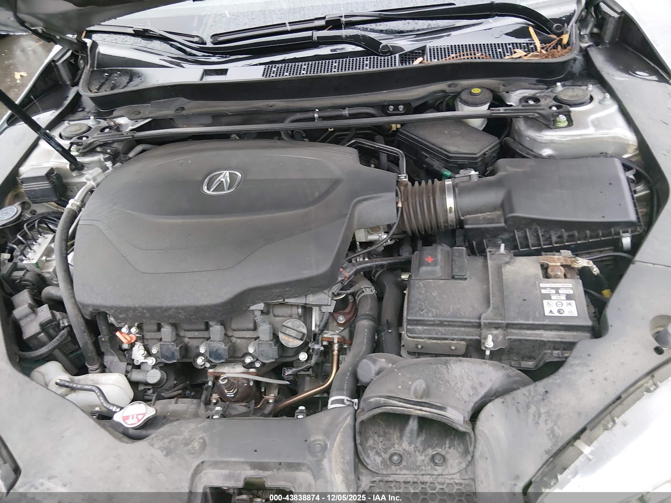 ACURA TLX image 10