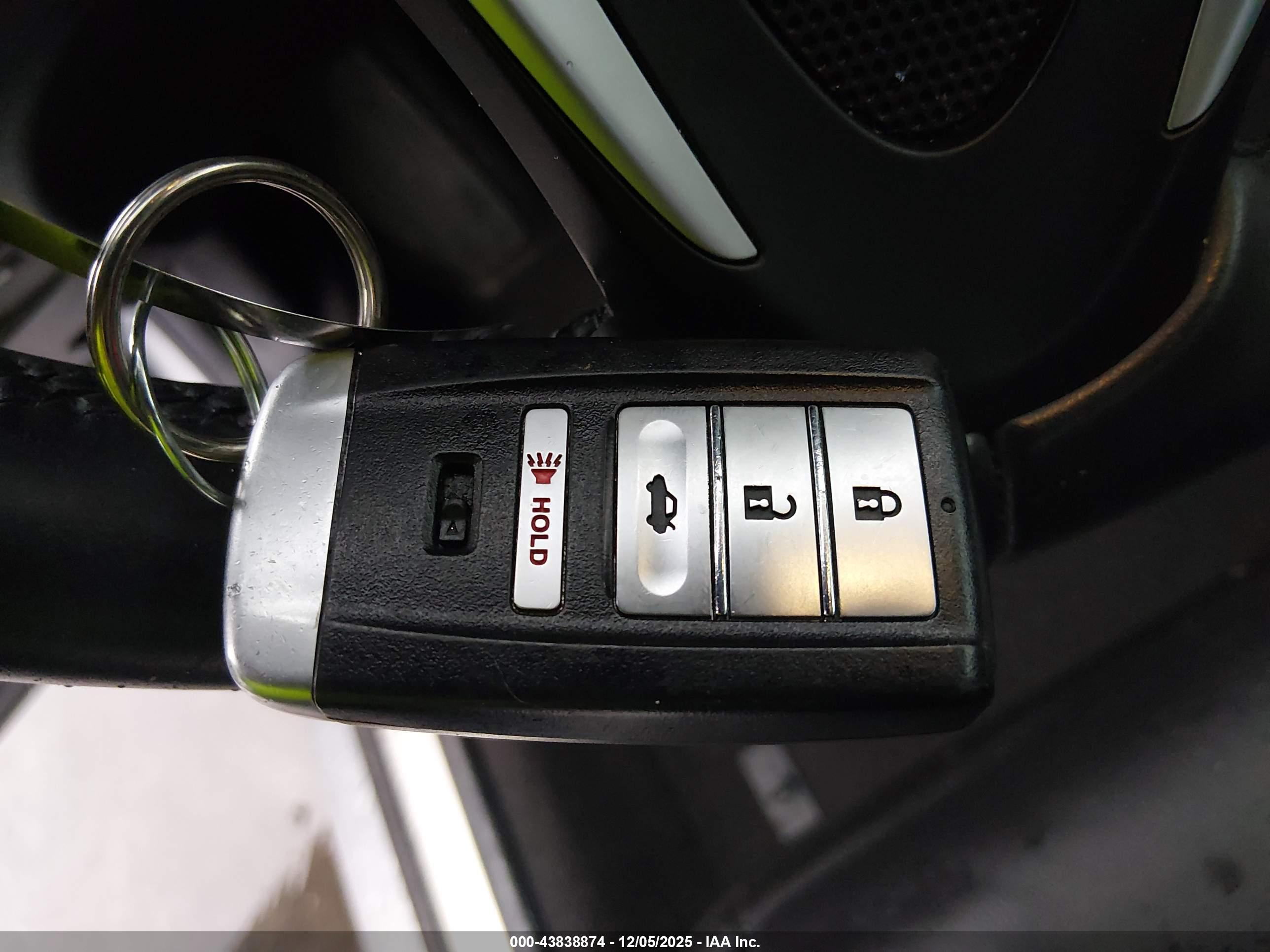 ACURA TLX image 11