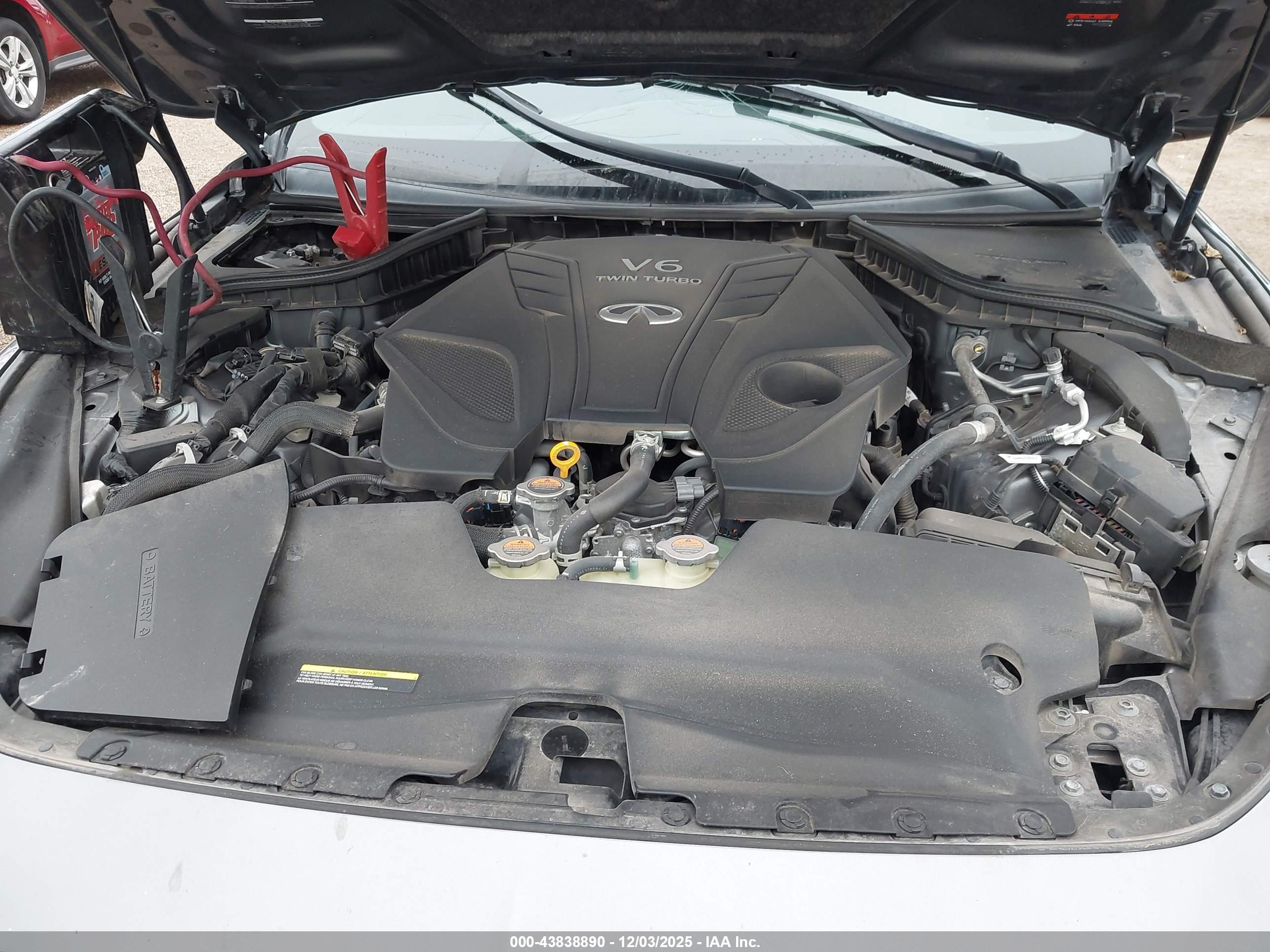 INFINITI Q60 image 10
