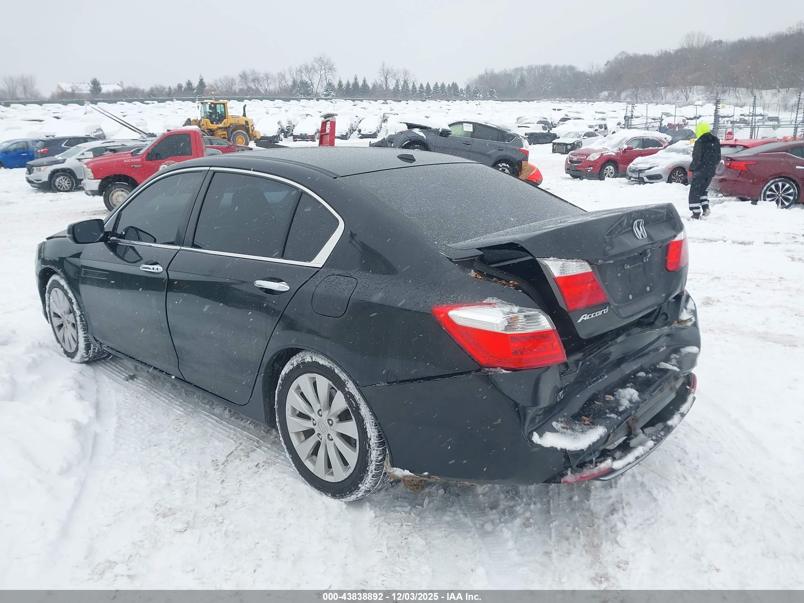 HONDA ACCORD image 3