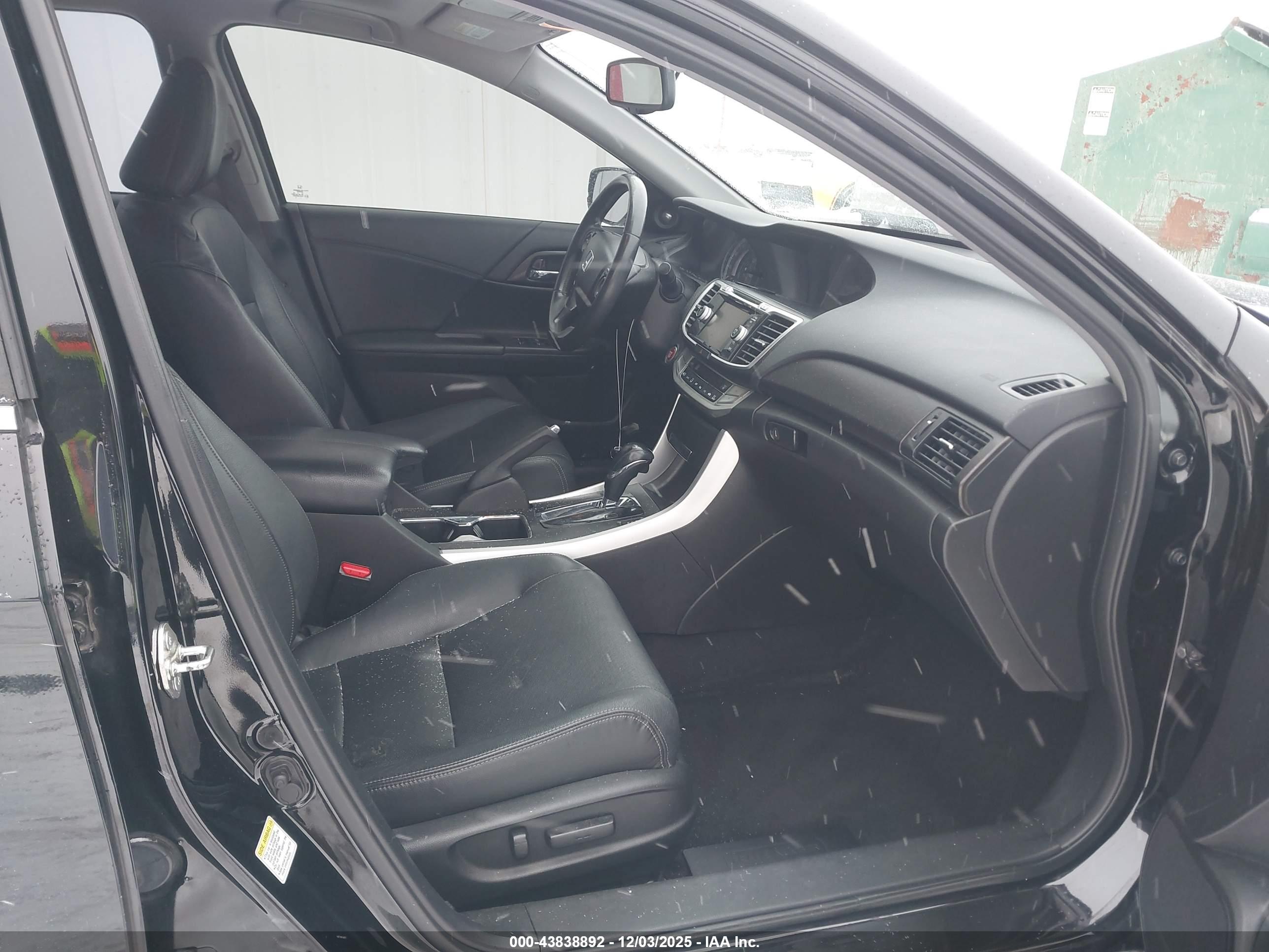 HONDA ACCORD image 5