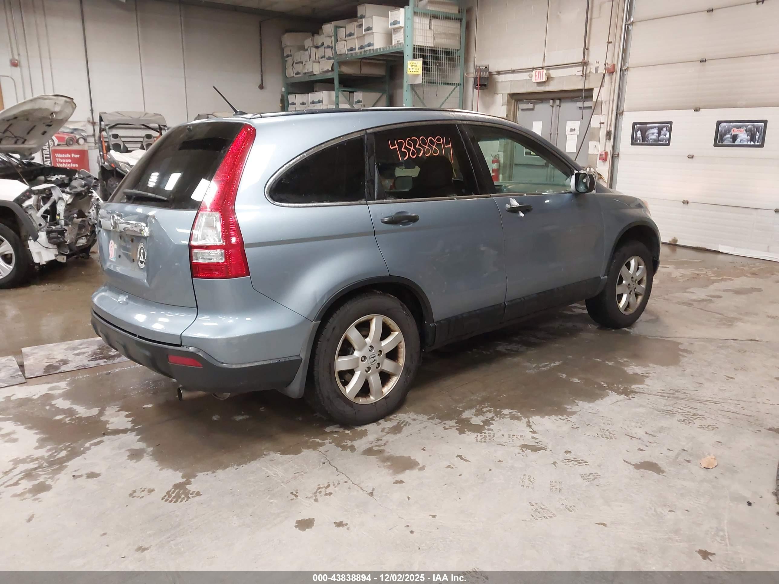 HONDA CR-V image 4