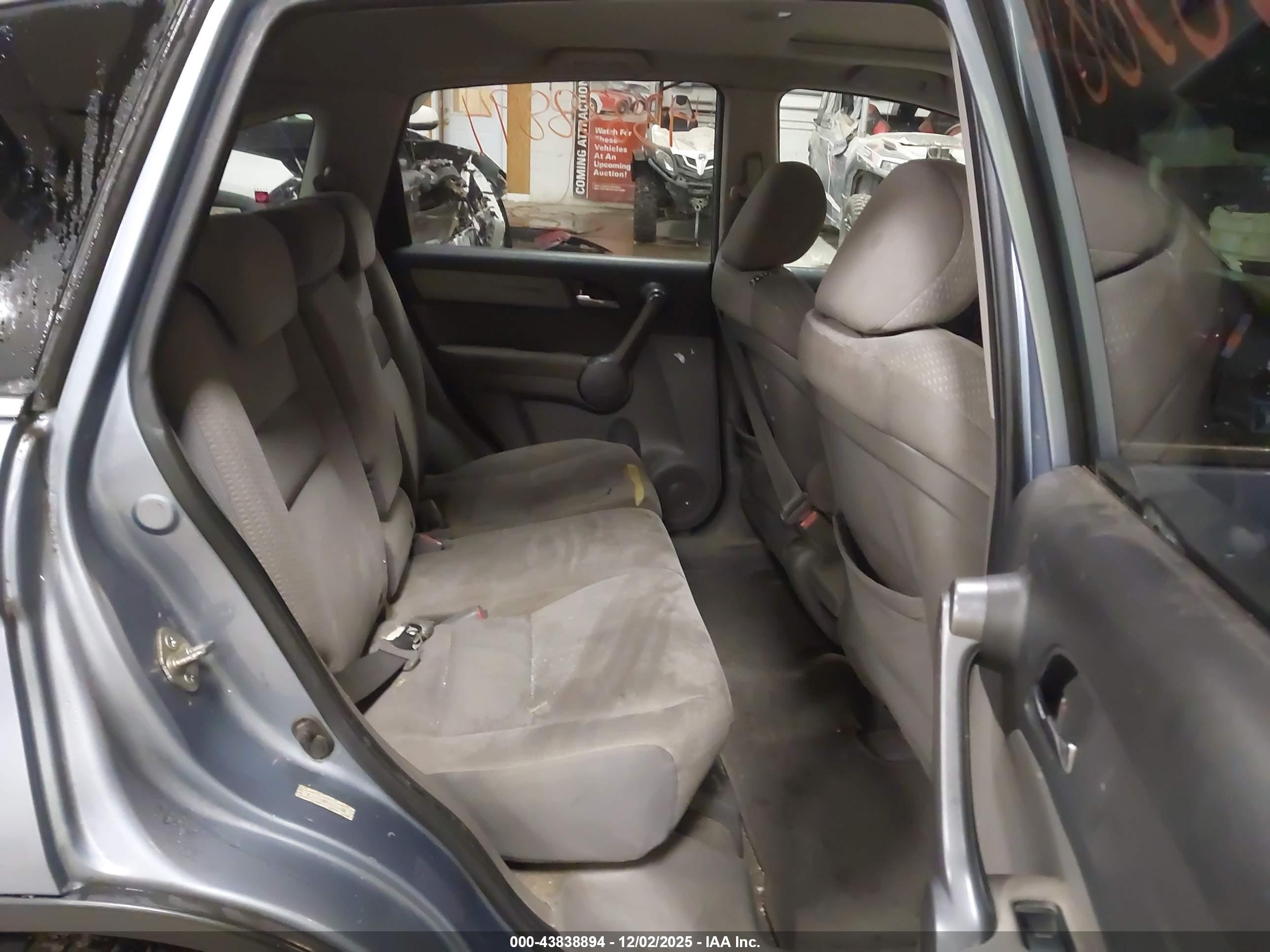 HONDA CR-V image 8