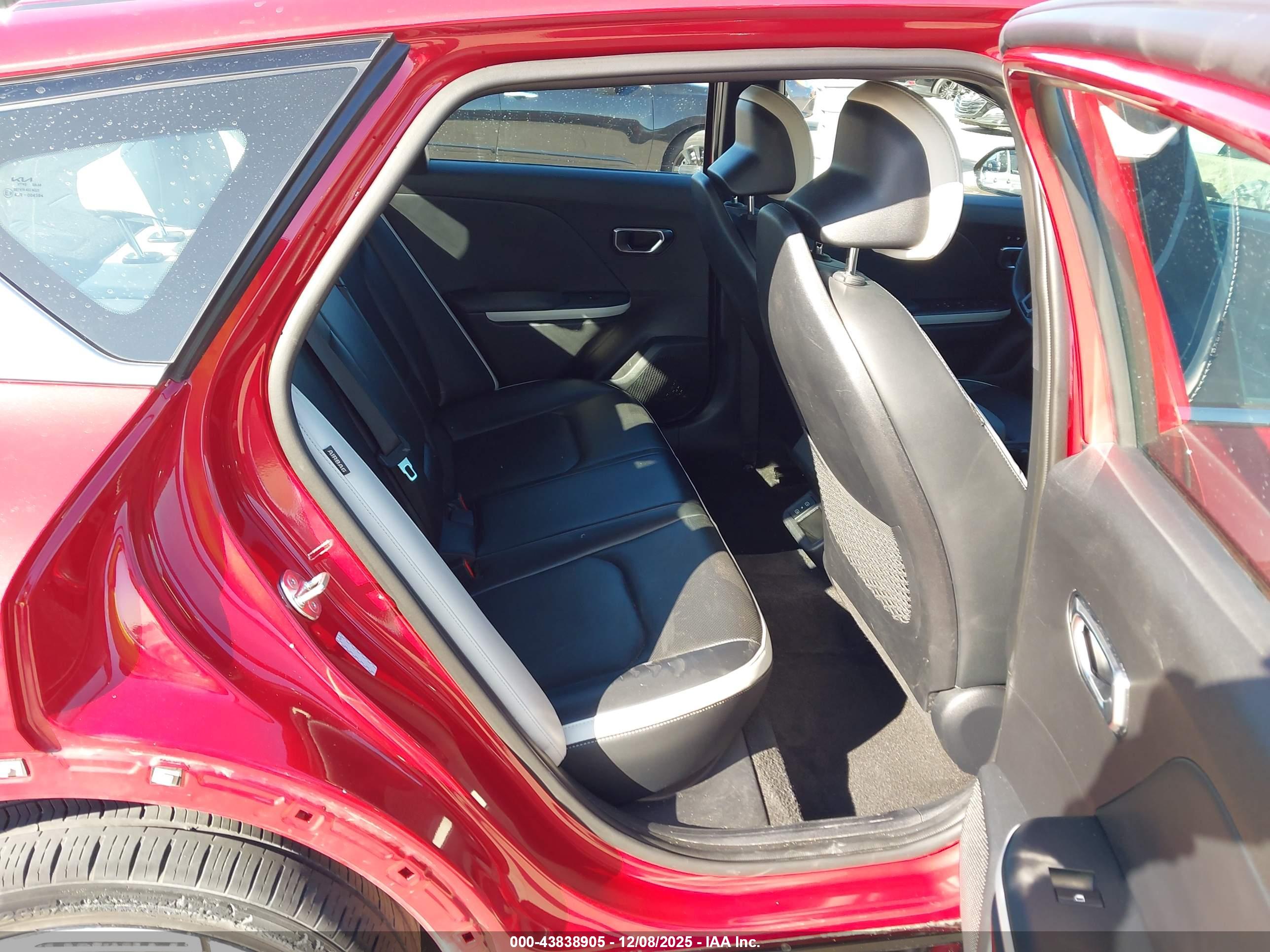 KIA K4 image 8
