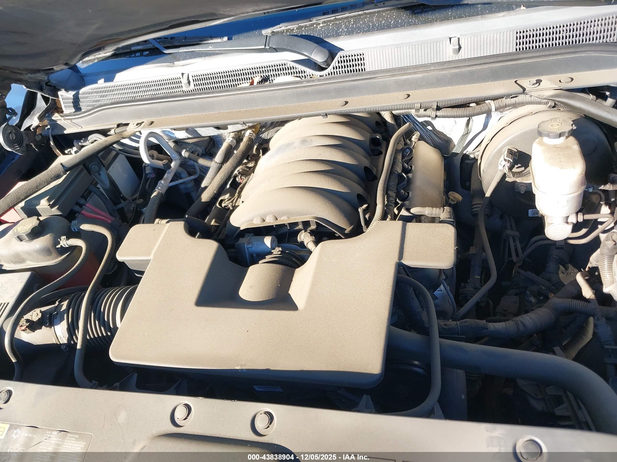GMC YUKON image 10