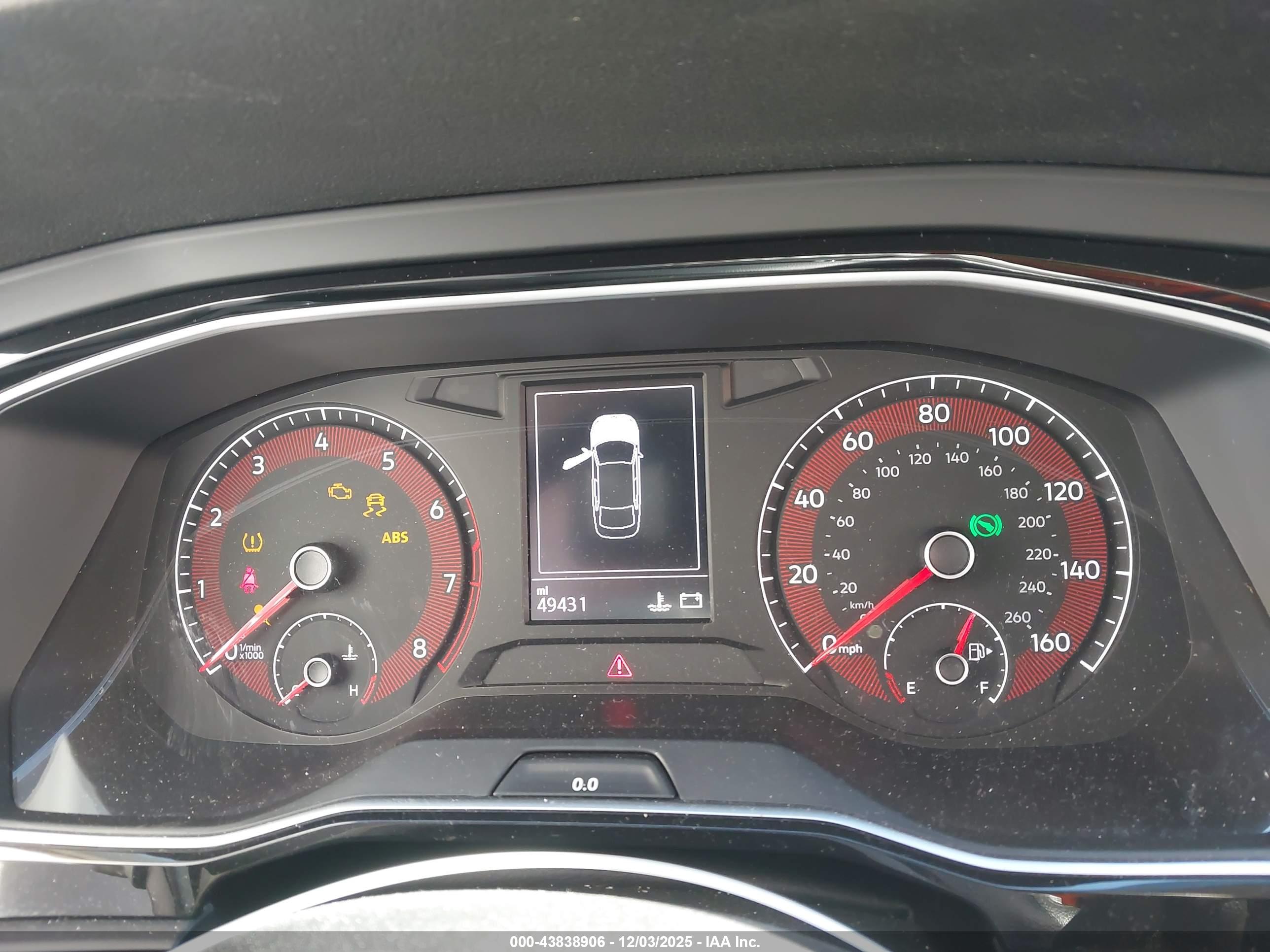 VOLKSWAGEN JETTA image 7