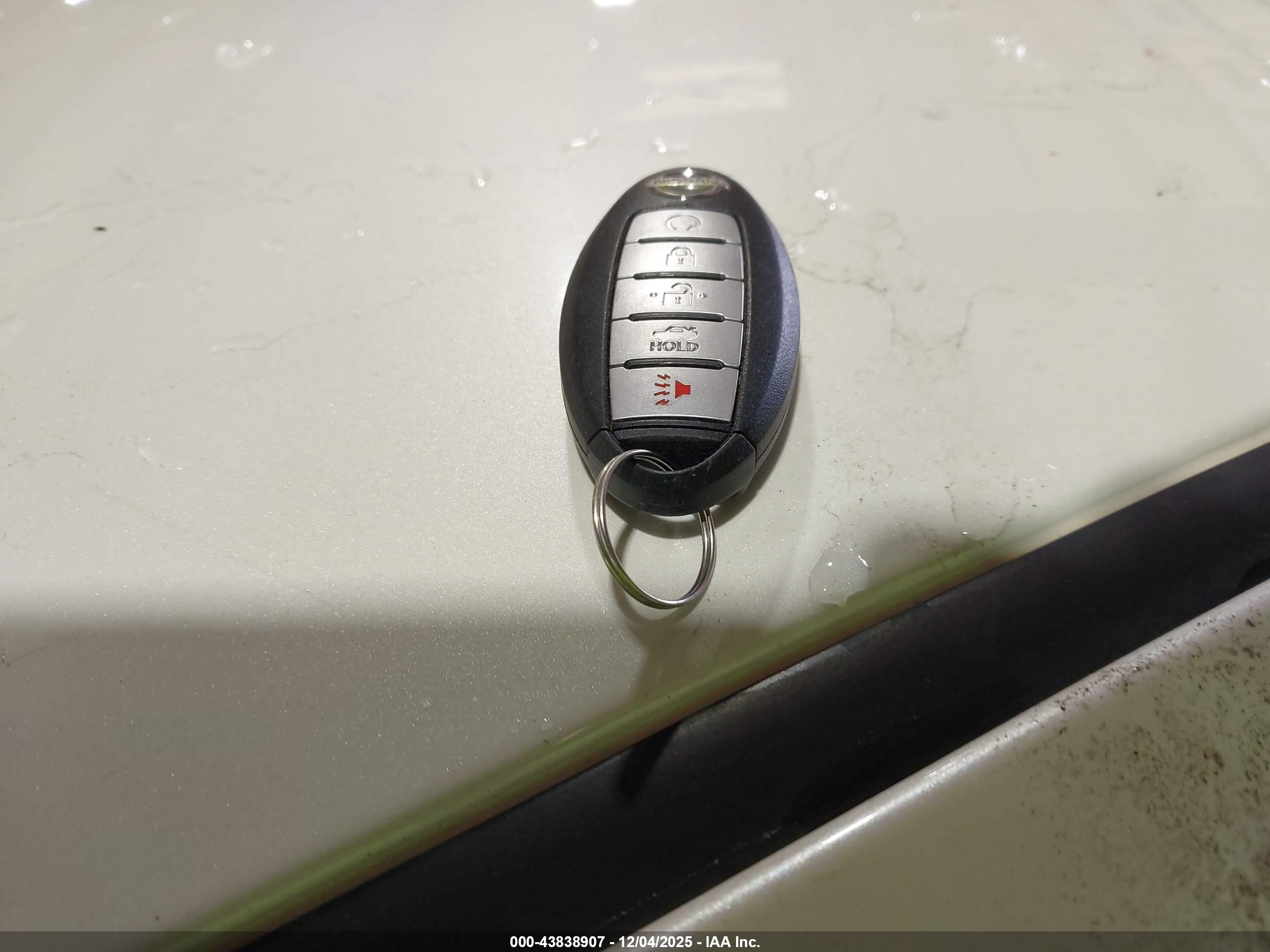 NISSAN ALTIMA image 11