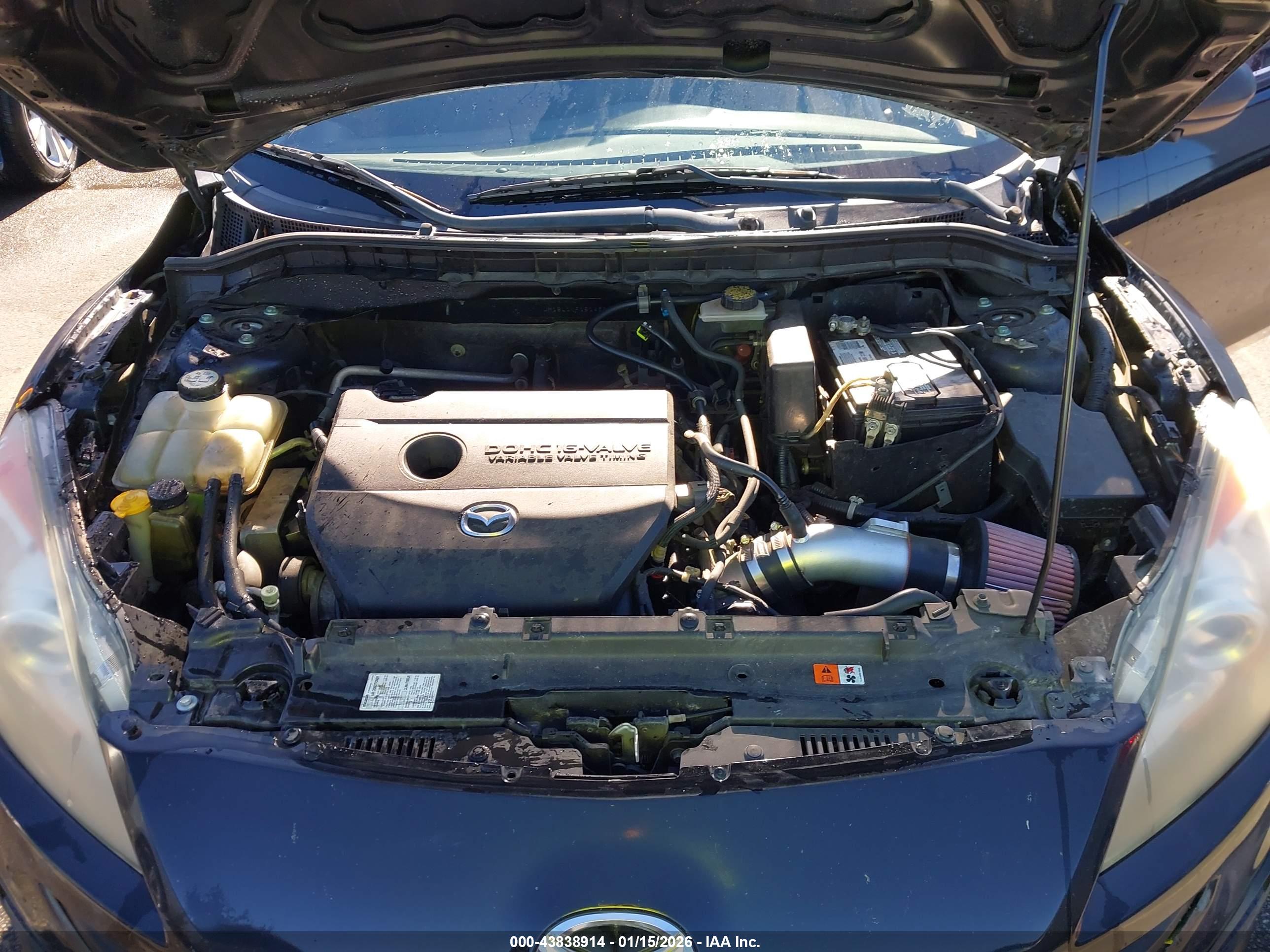 MAZDA MAZDA3 image 10
