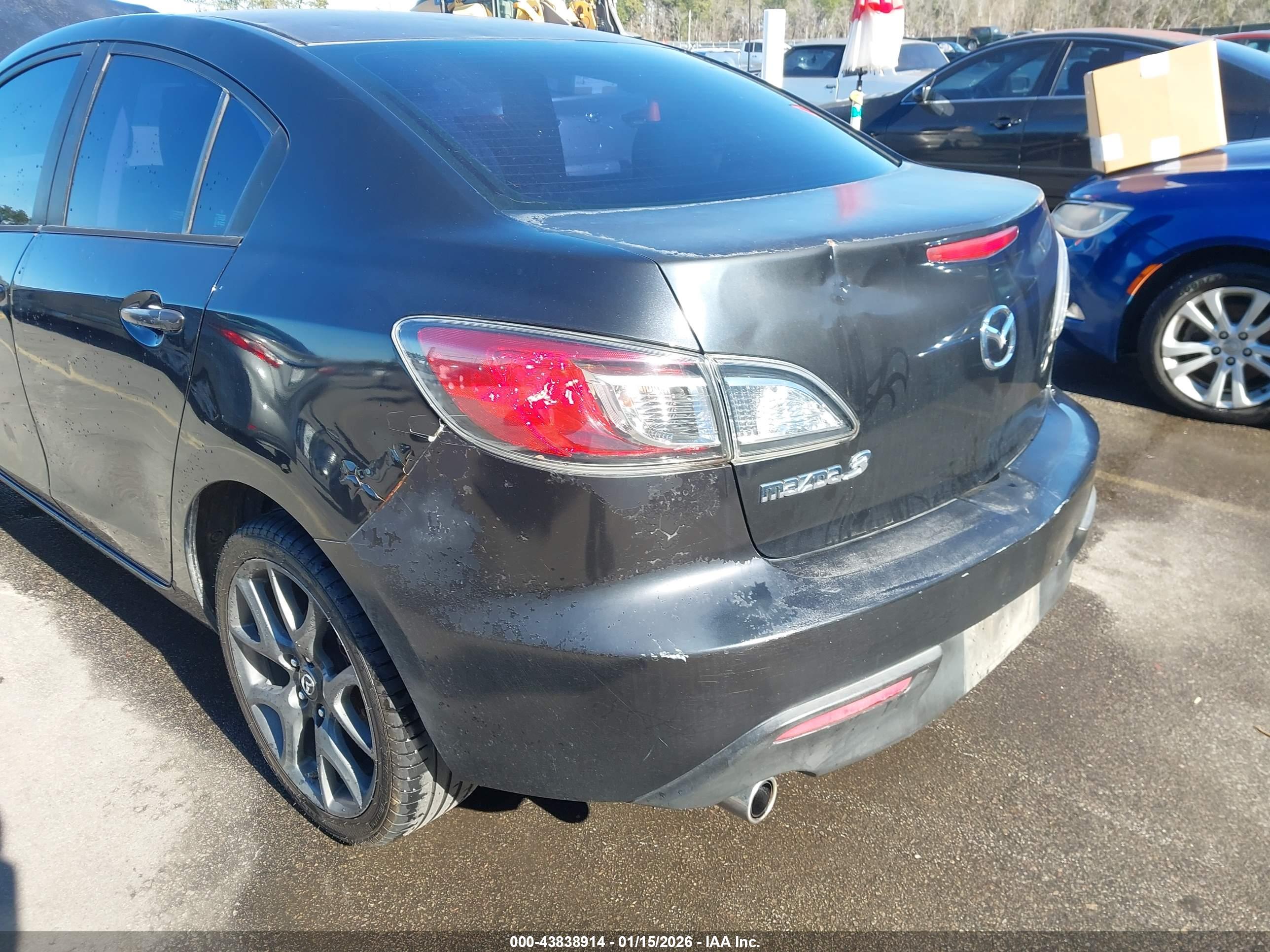 MAZDA MAZDA3 image 6