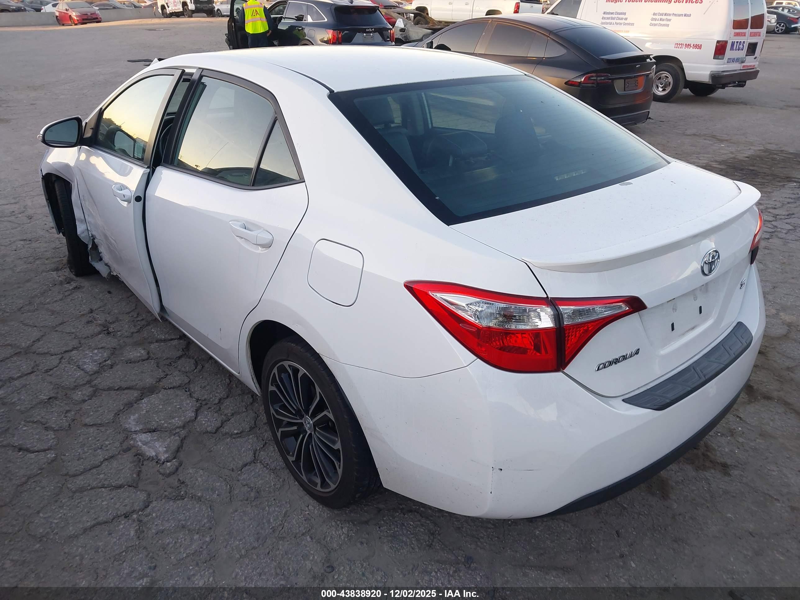 TOYOTA COROLLA image 3